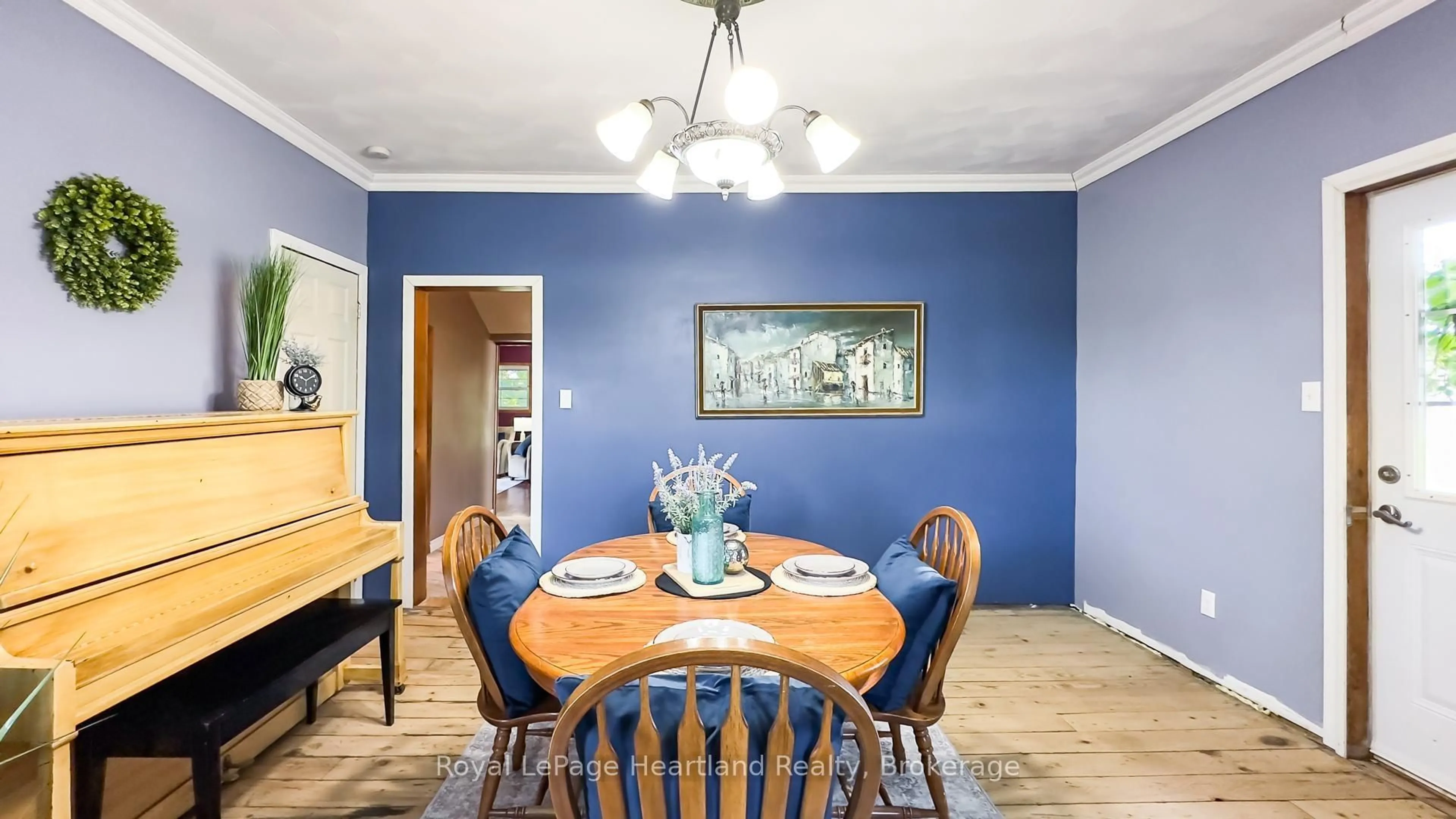 Dining room, unknown for 300 Blyth Rd, North Huron Ontario N0M 1H0