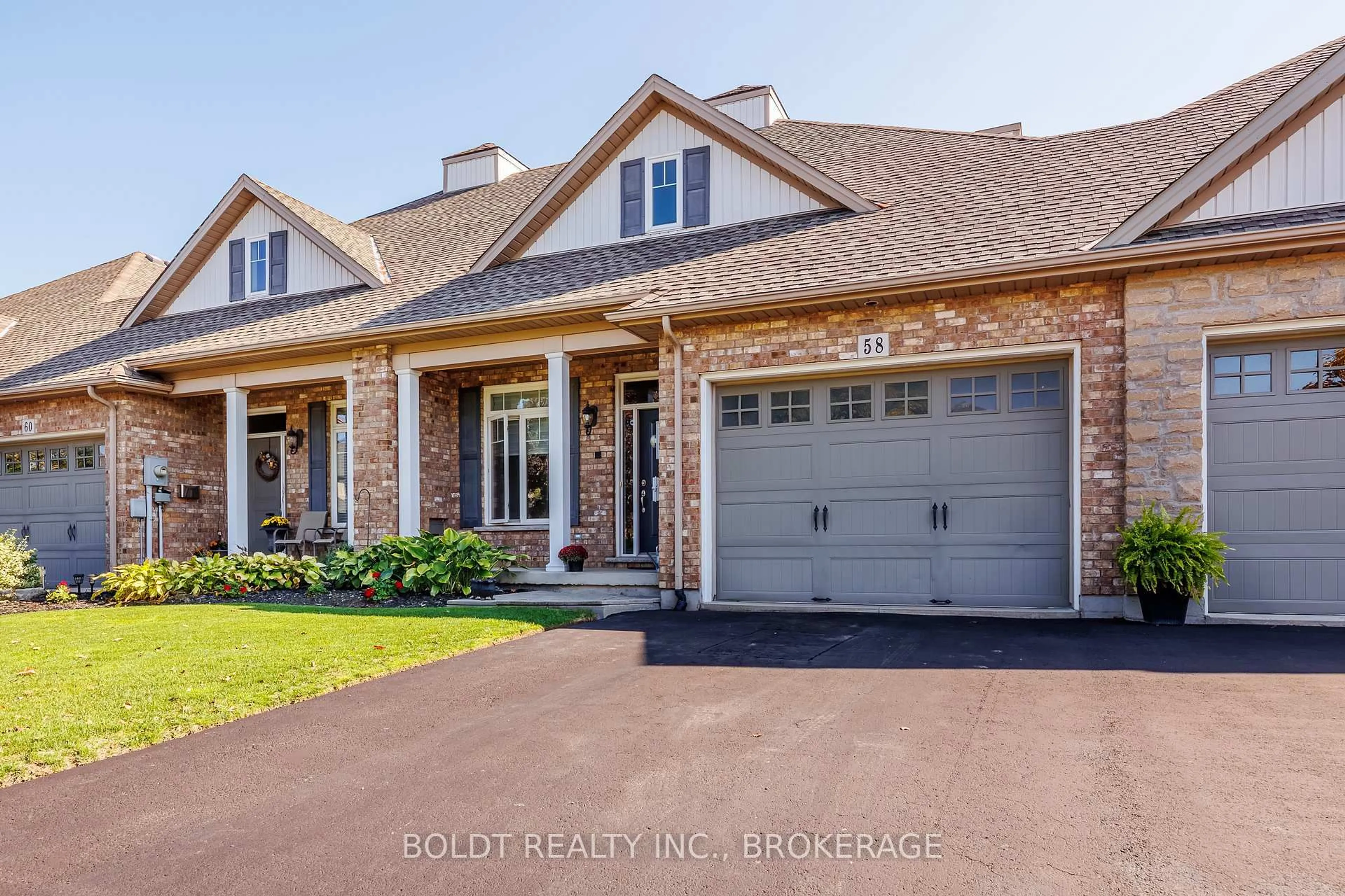 Home with brick exterior material, street for 58 Videl Cres, St. Catharines Ontario L2W 0A3