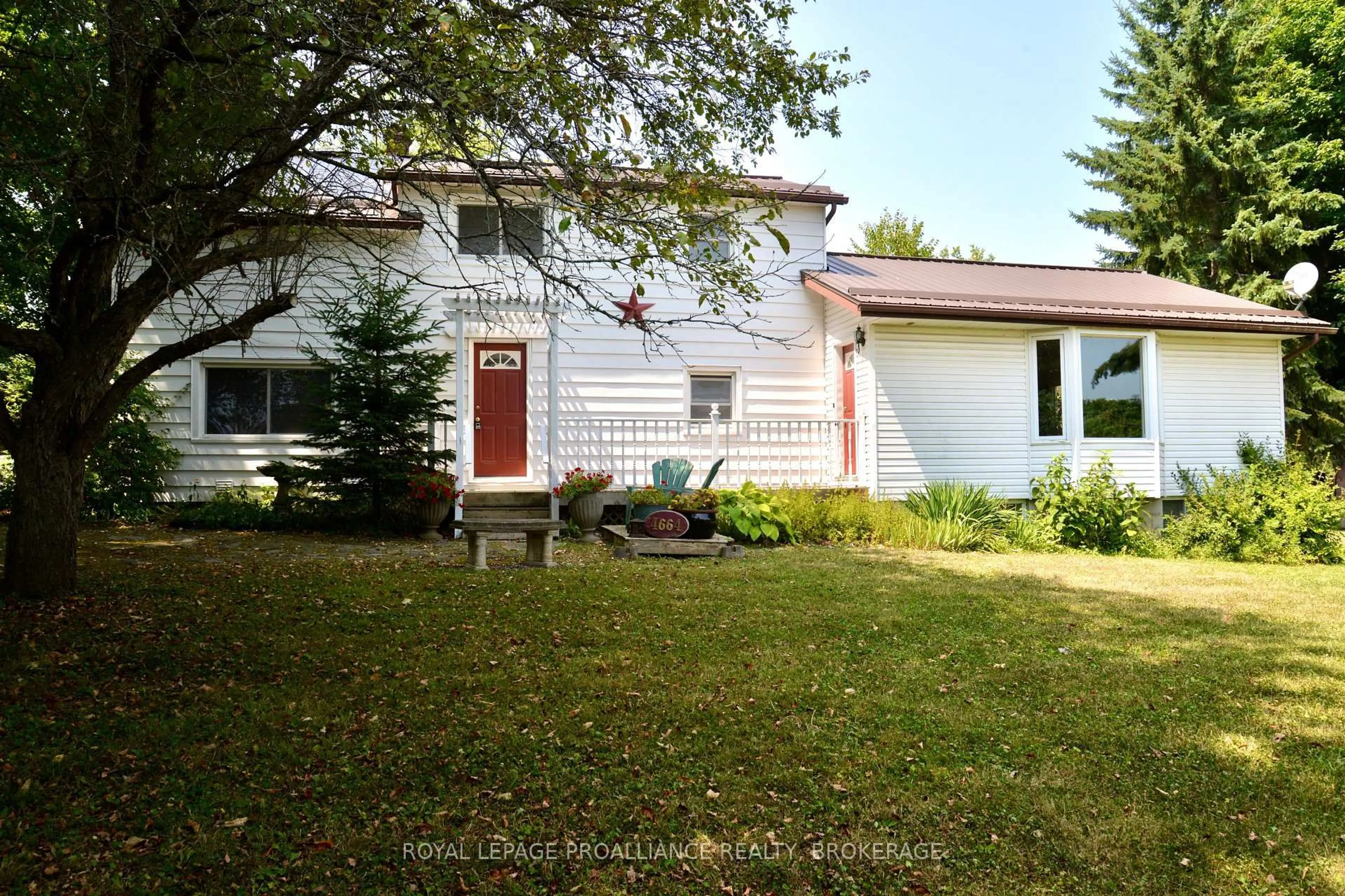 A pic from outside/outdoor area/front of a property/back of a property/a pic from drone, street for 4664 Highway 15, Seeley's Bay Ontario K0H 2N0