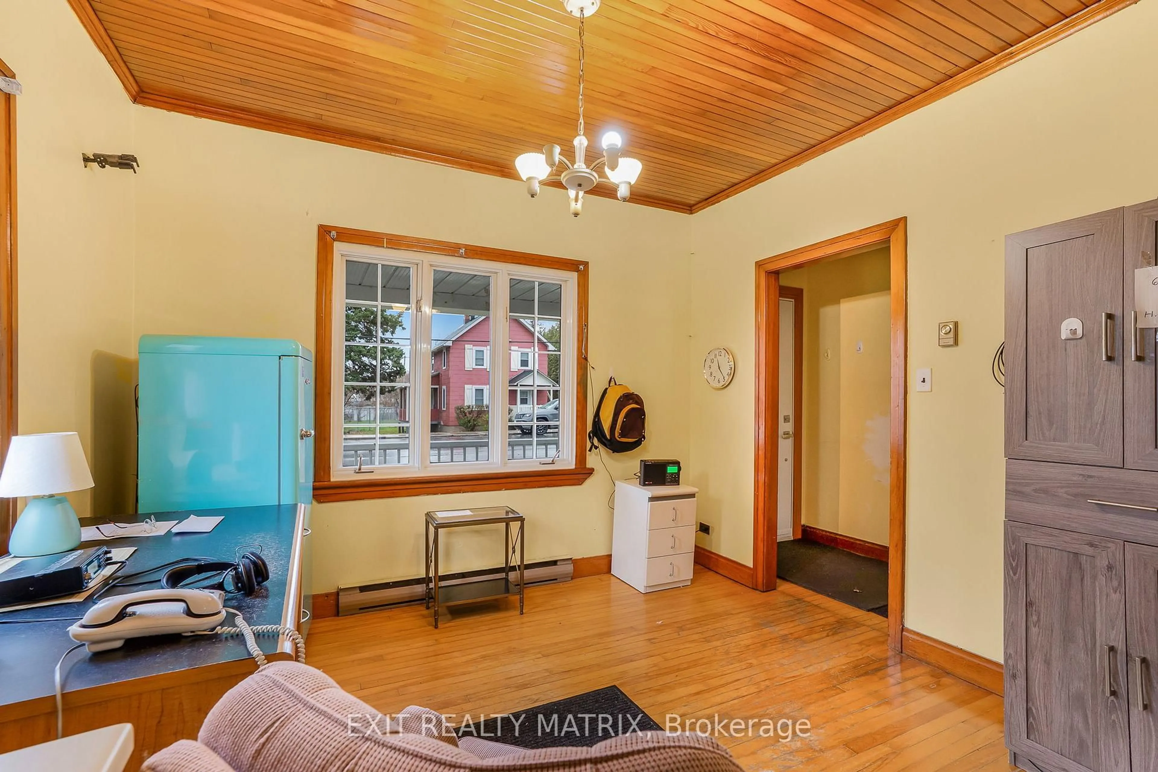 Unknown for 678 Mcgill St, Hawkesbury Ontario K6A 1R4