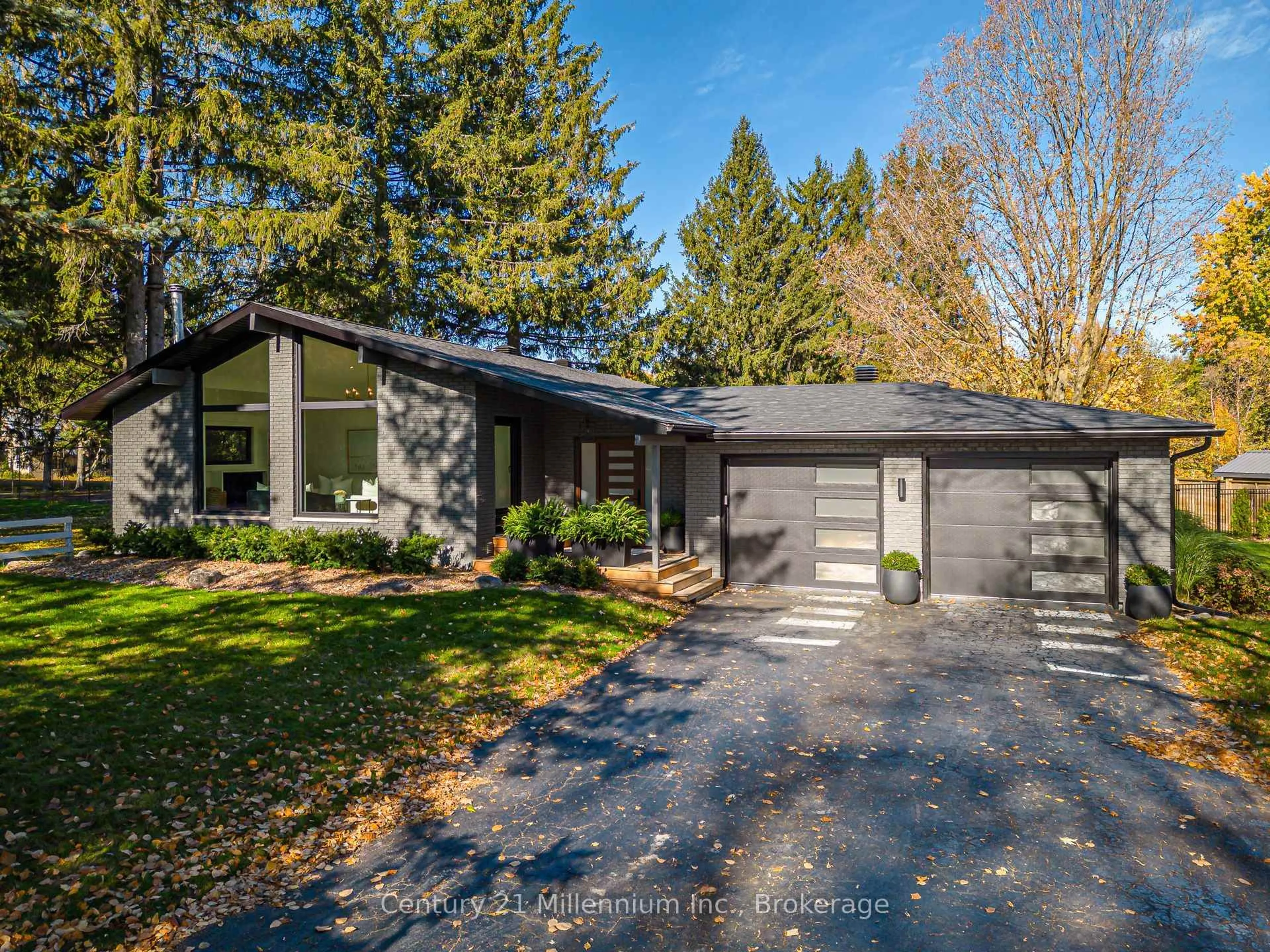 Home with vinyl exterior material, street for 145 Russell St, Blue Mountains Ontario N0H 2P0