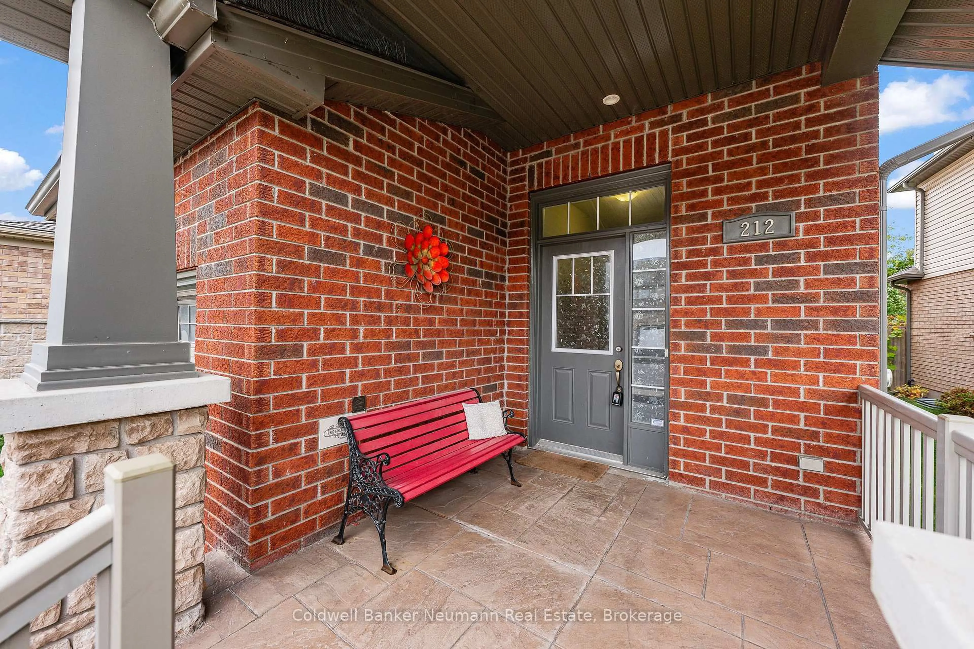 Patio, street for 212 Goodwin Dr, Guelph Ontario N1L 0C8