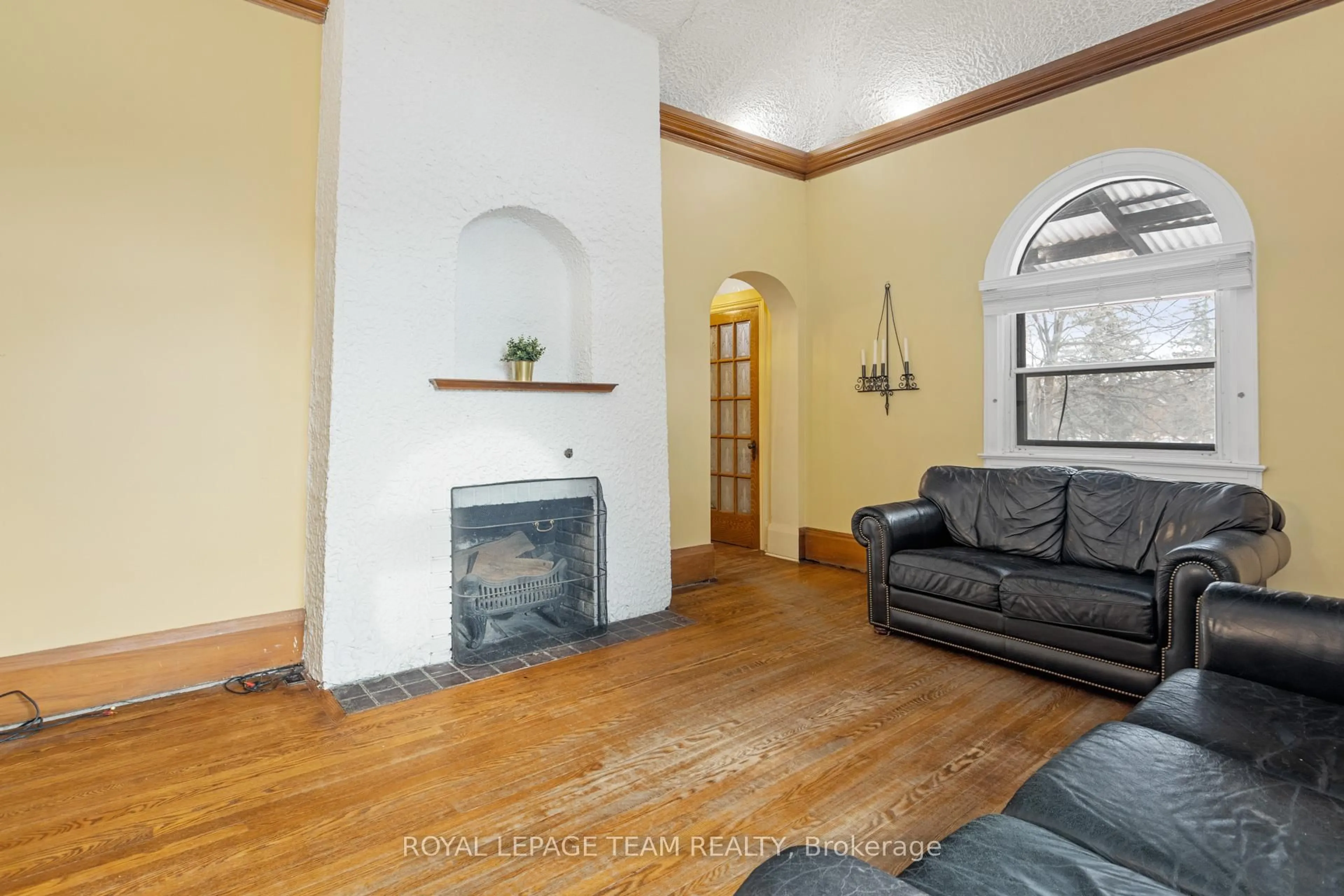 Living room with furniture, unknown for 334 Queen Elizabeth Dr, Ottawa Ontario K1S 3M8