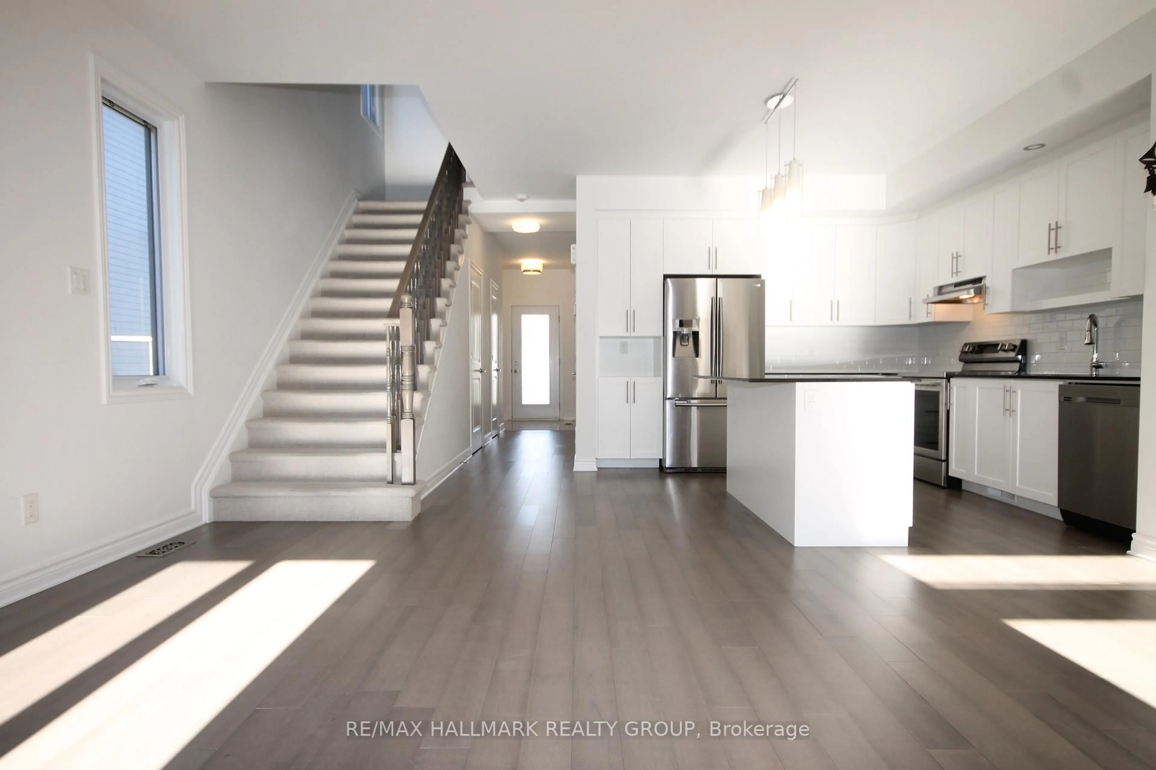 Unknown for 280 Munro St, Carleton Place Ontario K7C 0P2