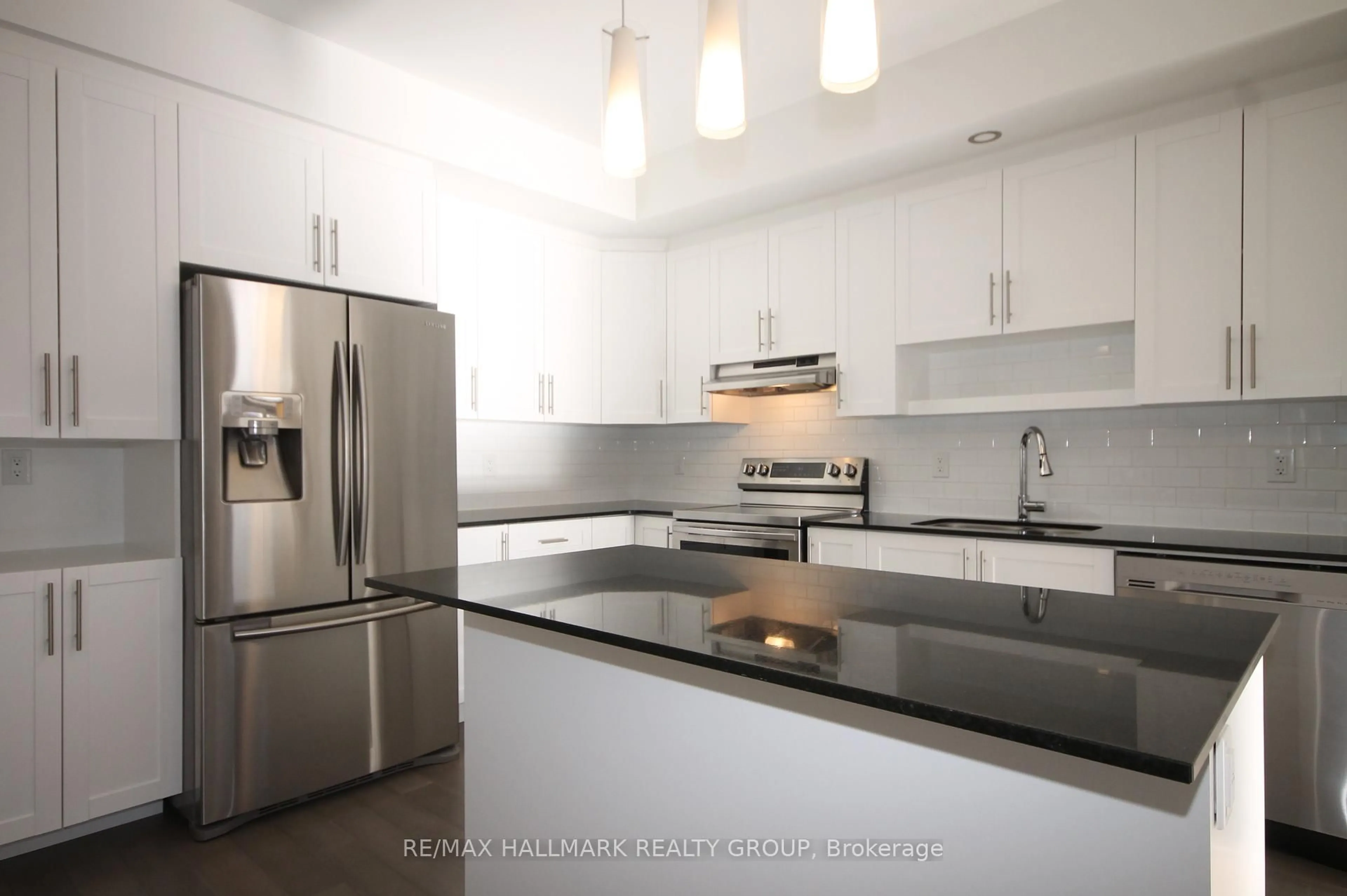 Unknown for 280 Munro St, Carleton Place Ontario K7C 0P2