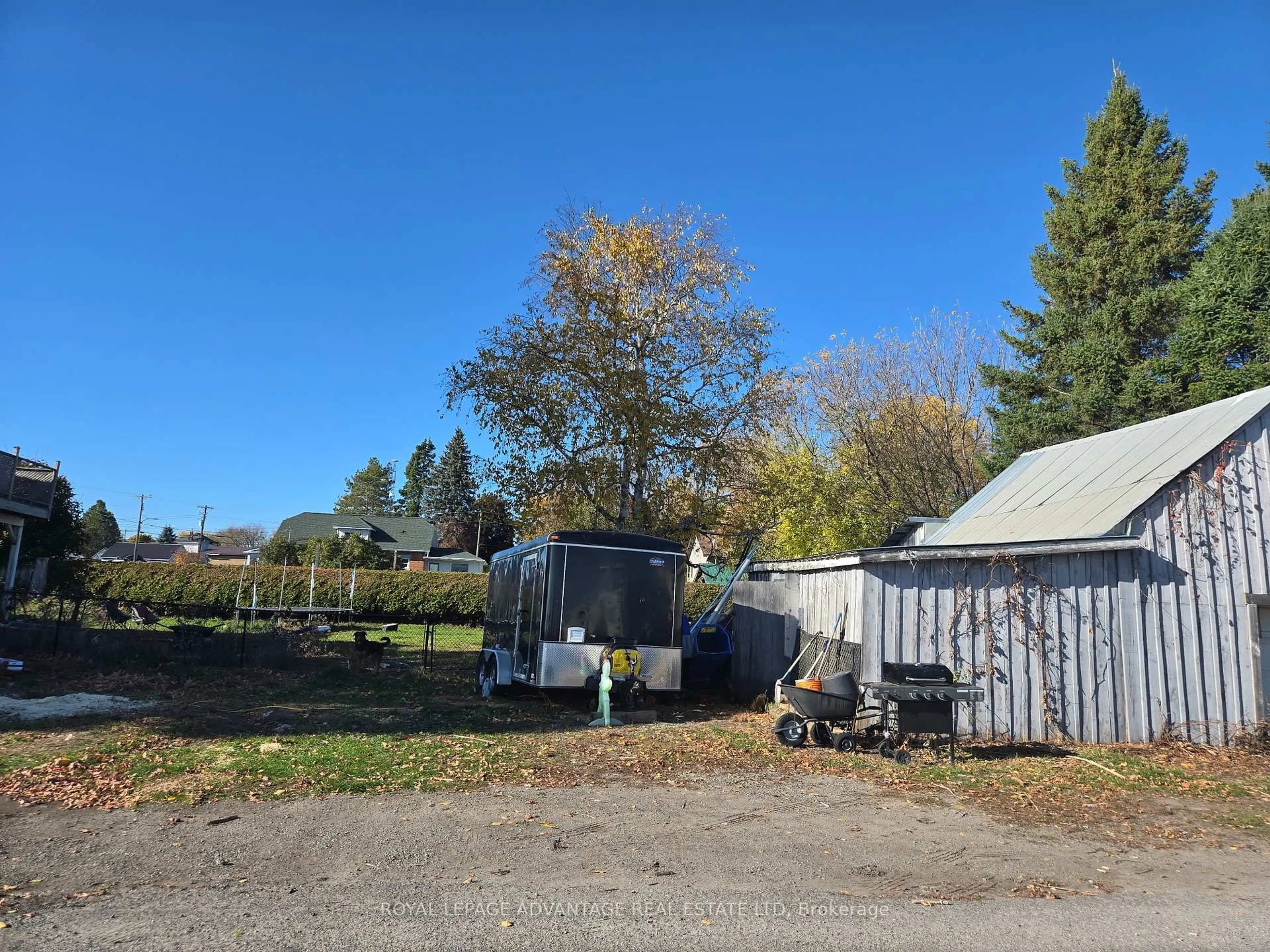 Shed for 73 Alice St, Smiths Falls Ontario K7A 2W6