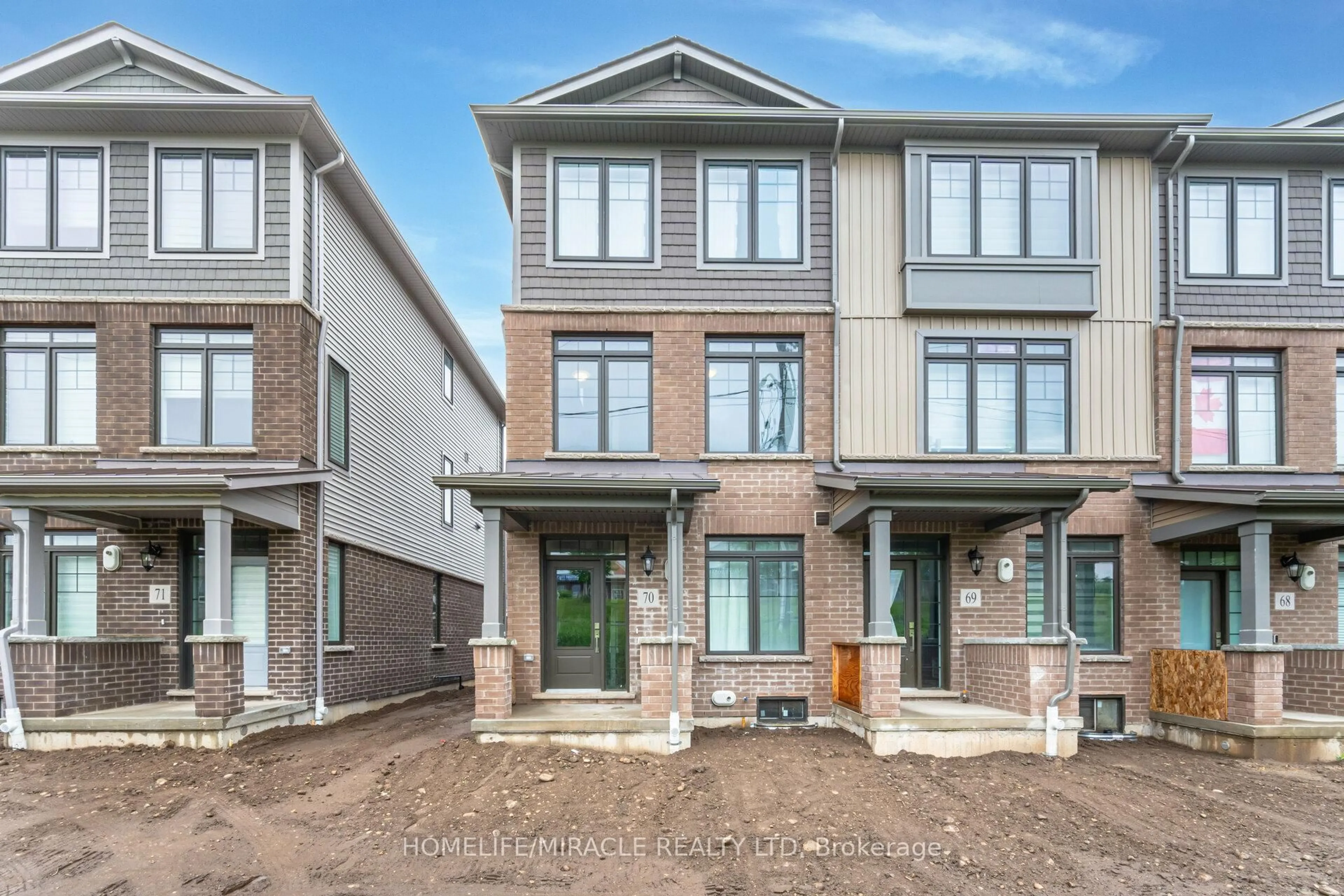 Home with brick exterior material, street for 10 Birmingham Dr #70, Cambridge Ontario N1R 0C6