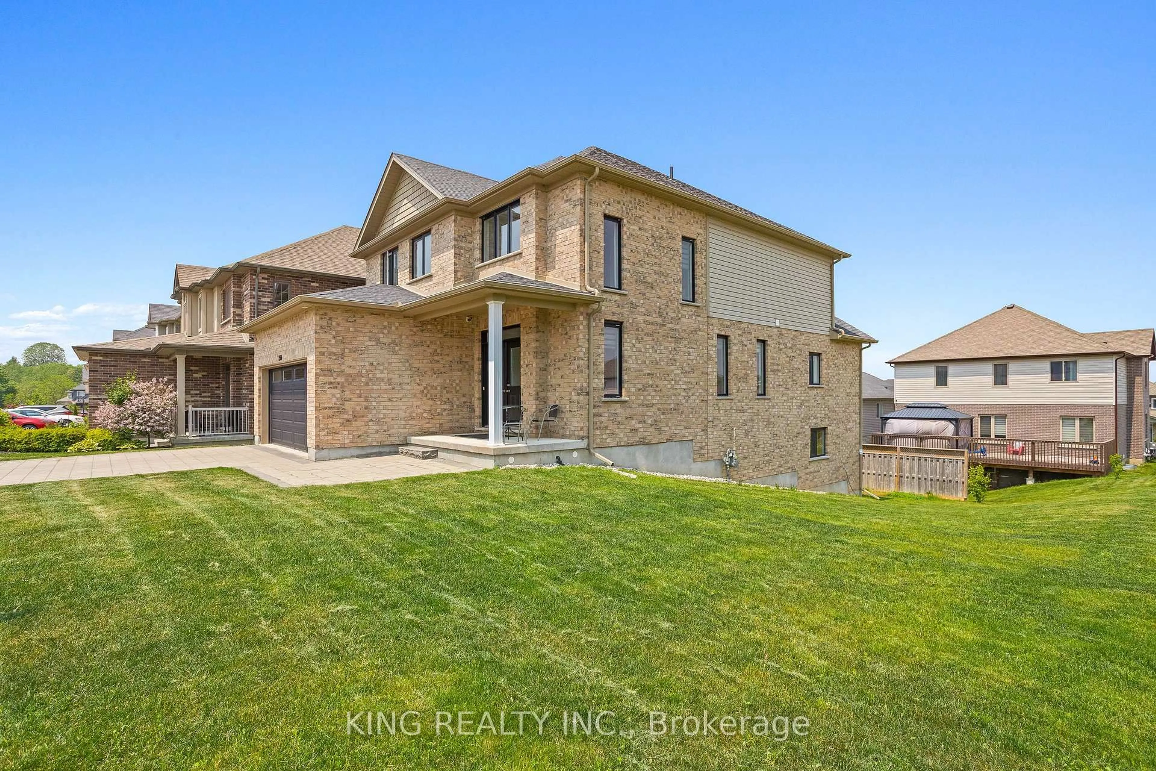 Home with brick exterior material, unknown for 2564 Holbrook Dr, London South Ontario N6M 5E0