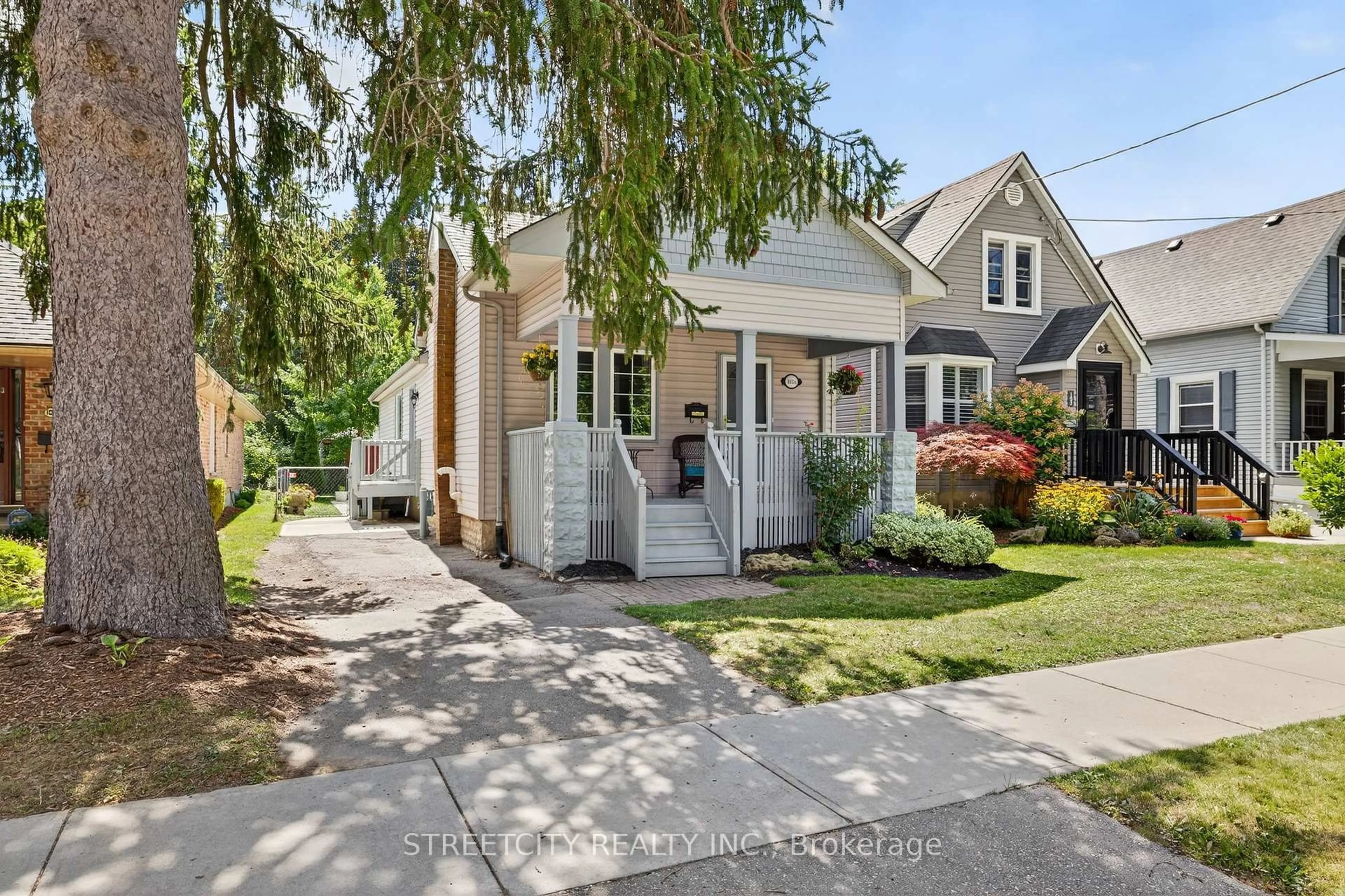 Home with vinyl exterior material, street for 105A Devonshire Ave, London South Ontario N6C 2H6