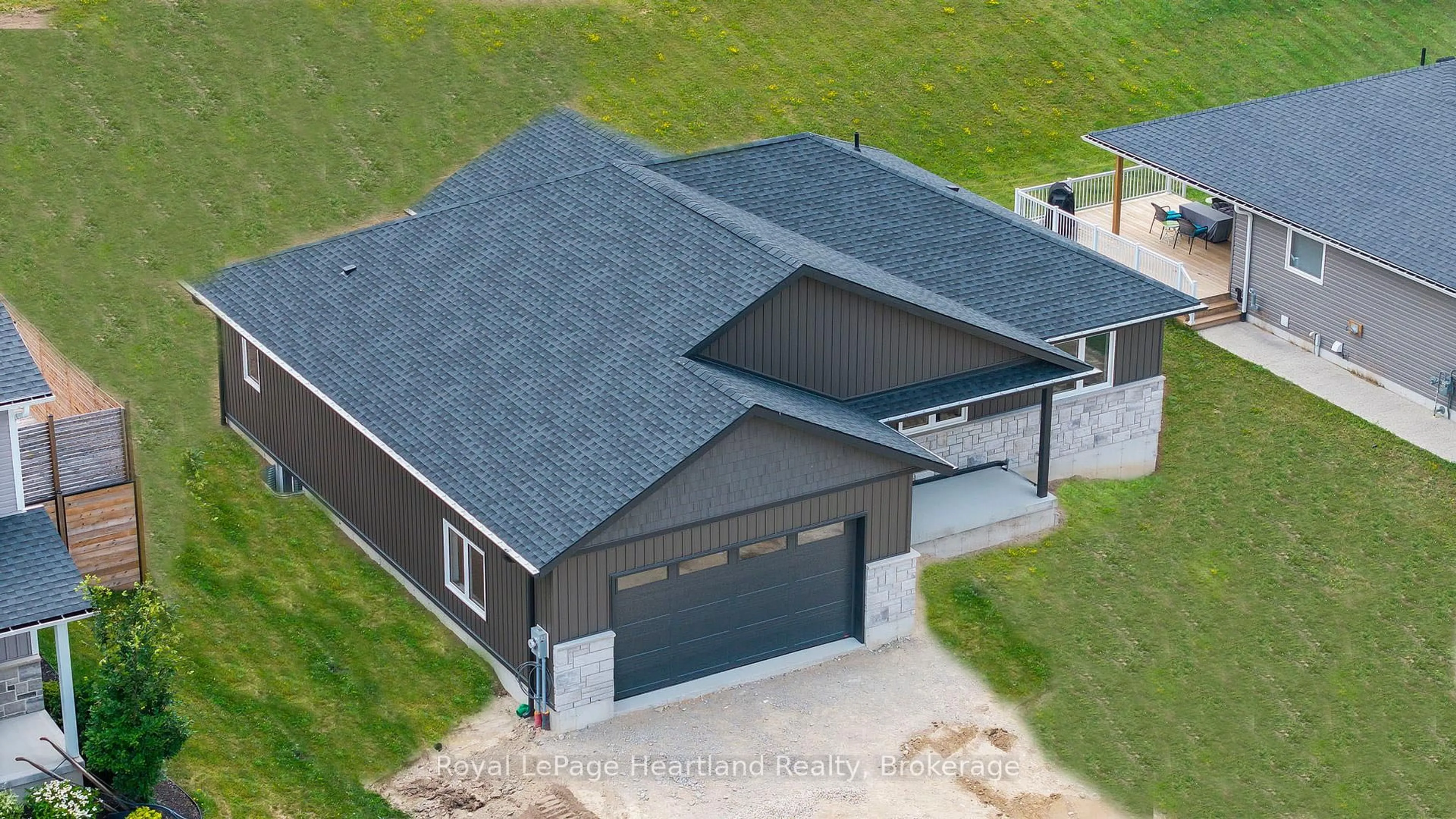 Home with vinyl exterior material, building for 6 Noeckerville Hill Dr, South Bruce Ontario N0G 2J0