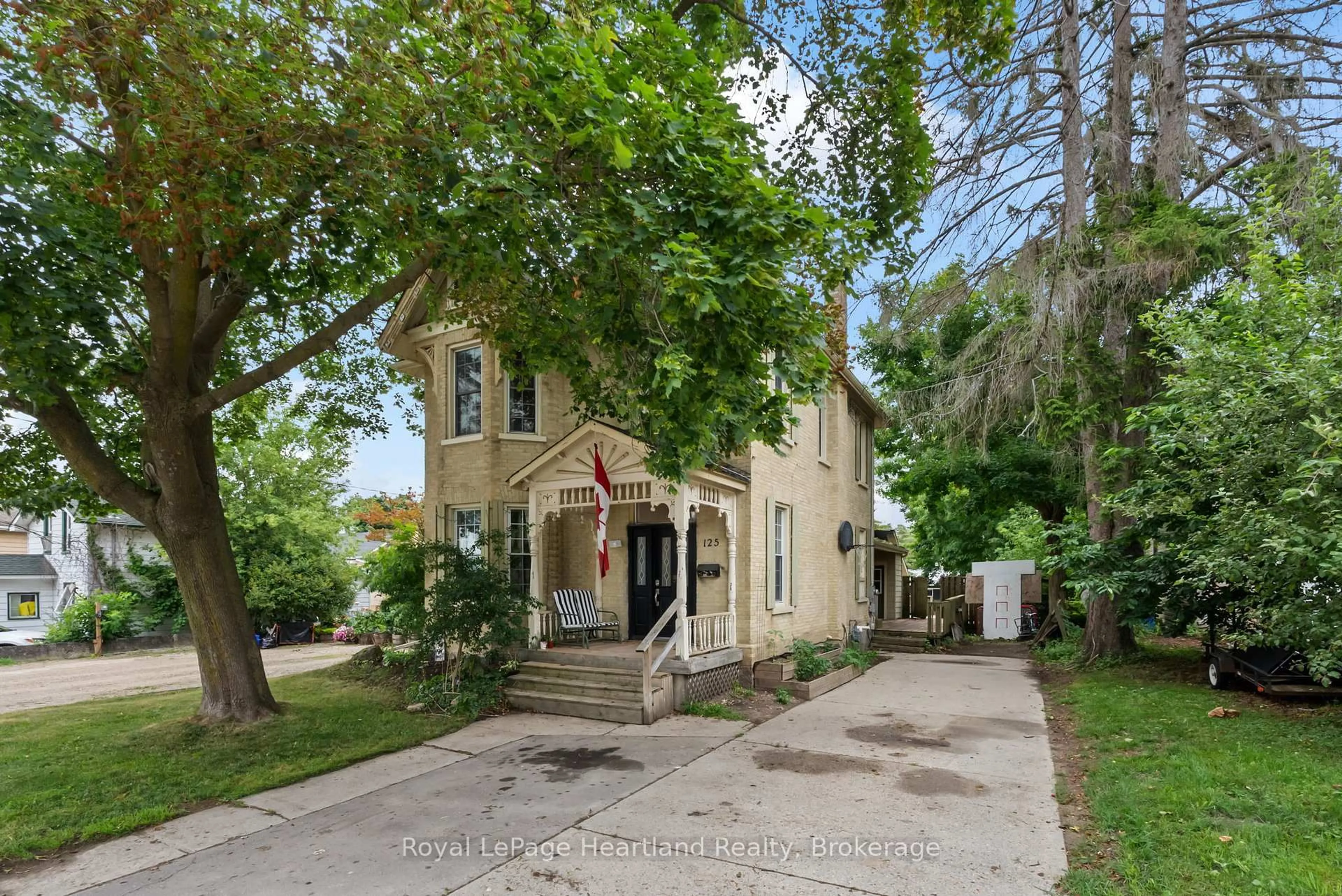 Unknown for 125 ELORA St, Minto Ontario N0G 1Z0