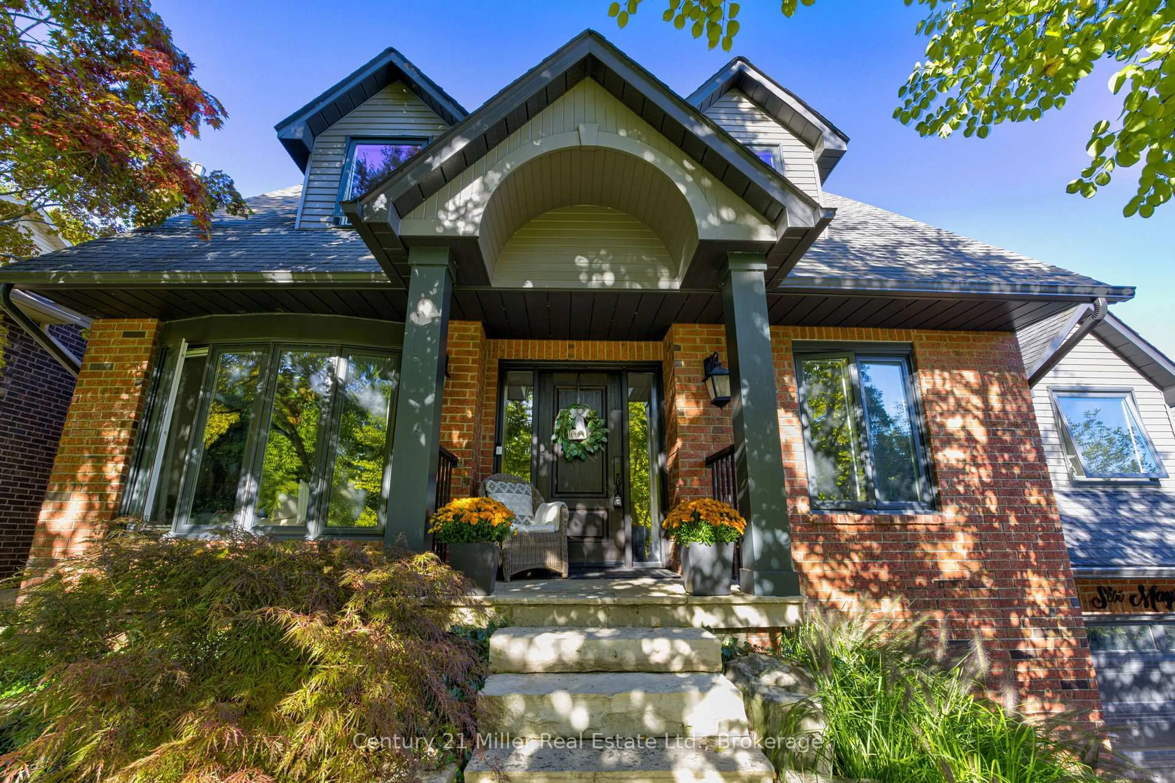 Home with brick exterior material, unknown for 6 Mays Cres, Hamilton Ontario L8B 0G4