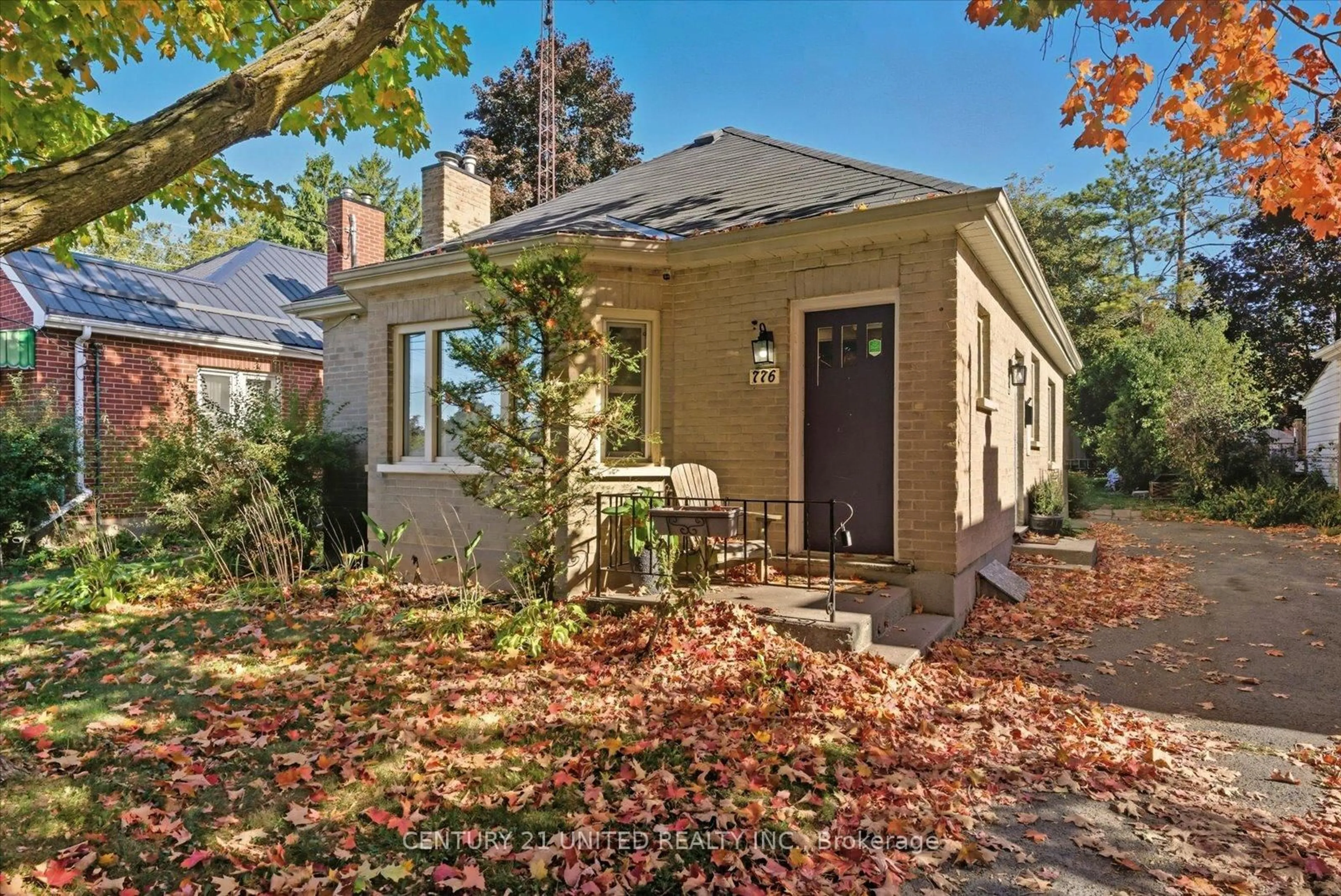 Home with brick exterior material, street for 776 Bethune St, Peterborough Ontario K9H 4A6