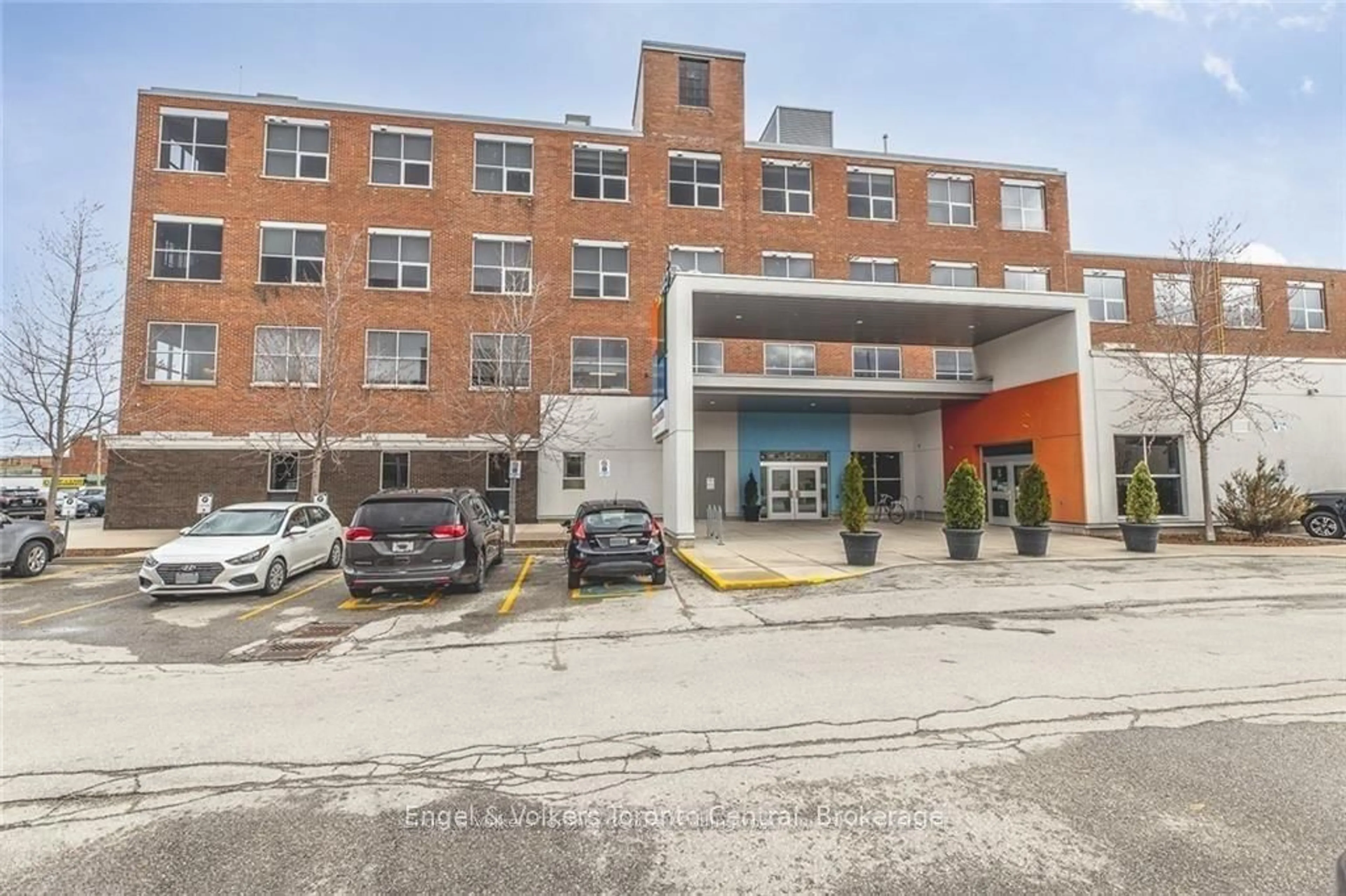 Unknown for 945 3rd Ave #301, Owen Sound Ontario N4K 2K8