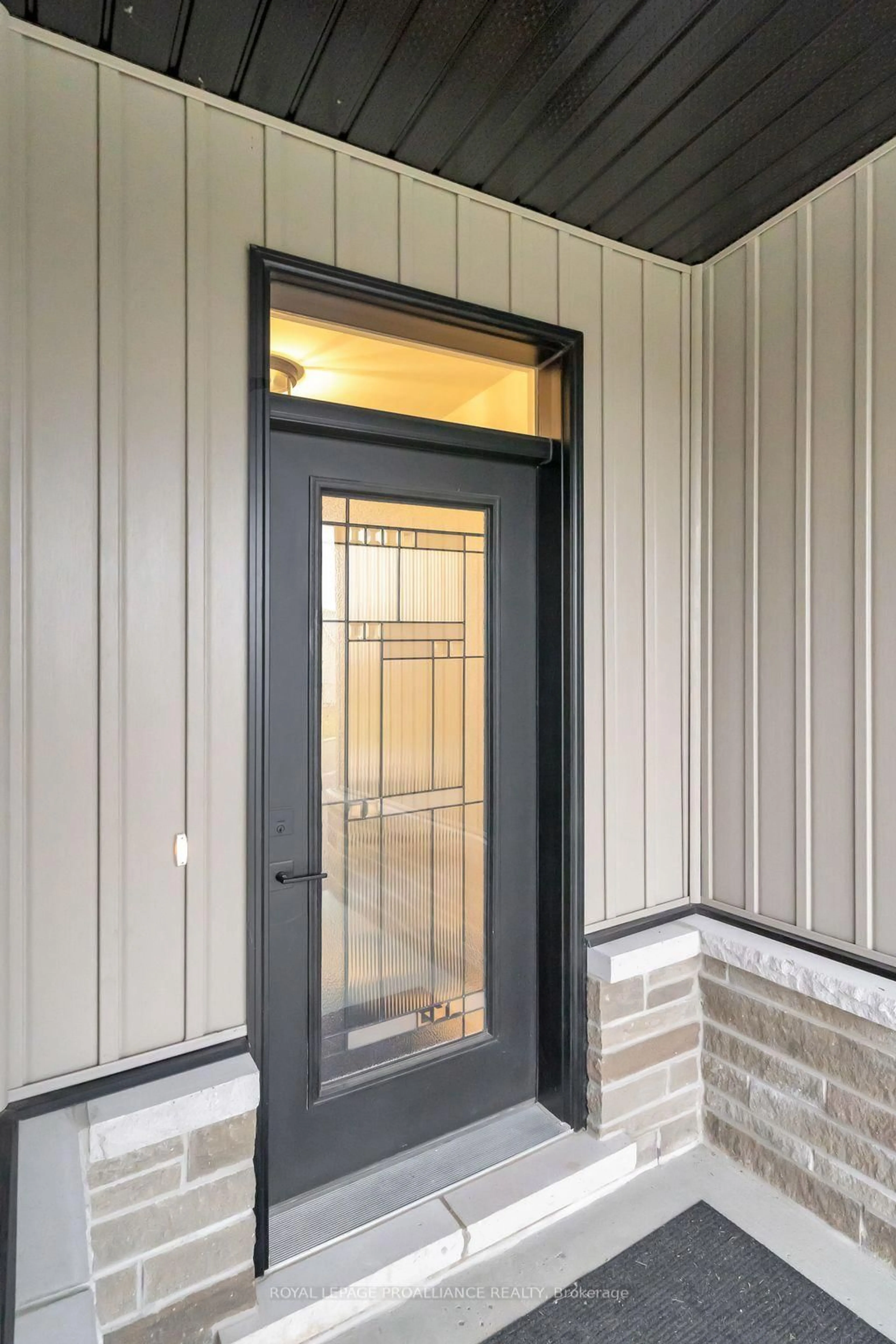 Indoor entryway for 34 Meagan Lane, Hastings Ontario K0K 2C0