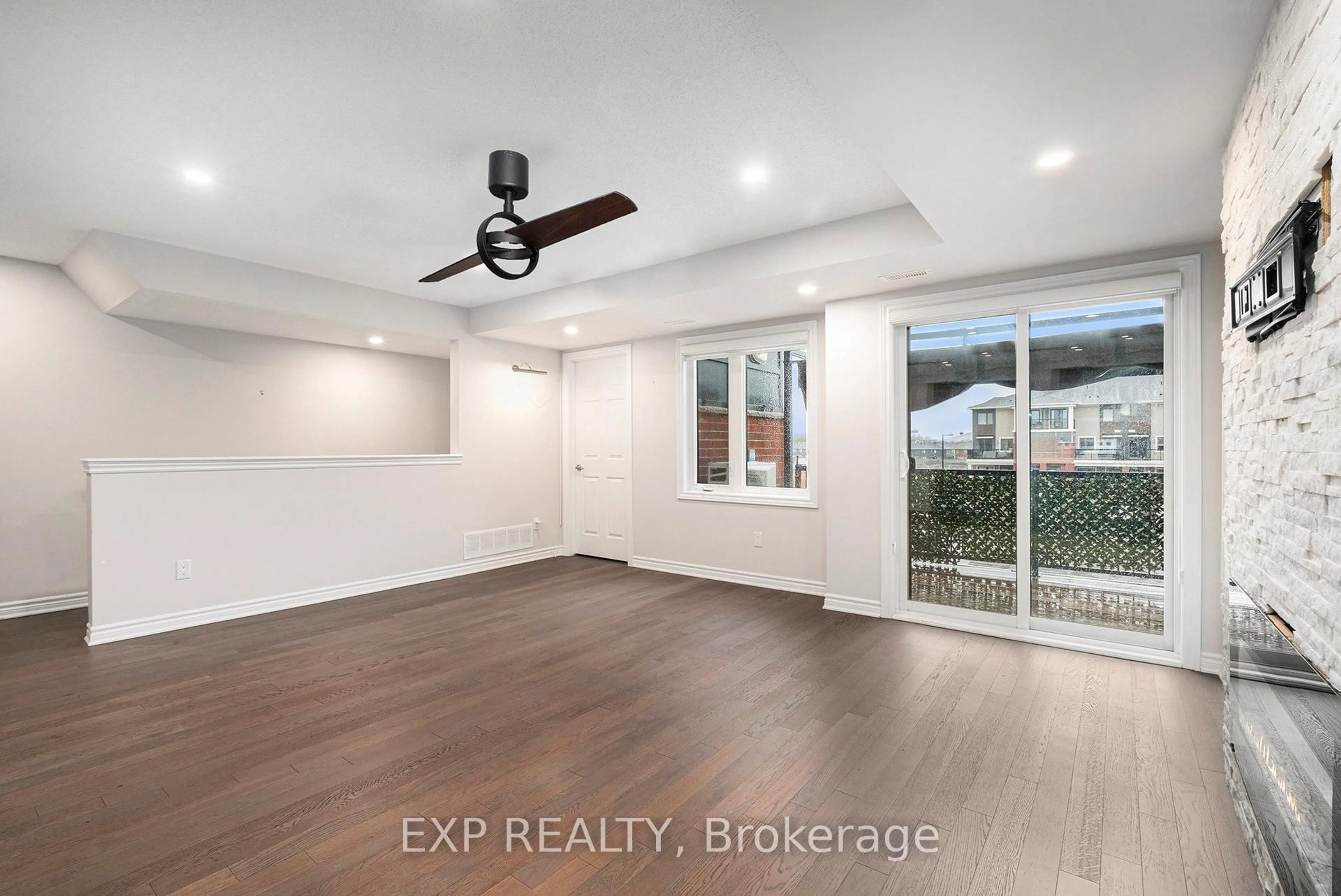 A pic of a room for 120 Walleye Private #58, Ottawa Ontario K2J 6L3