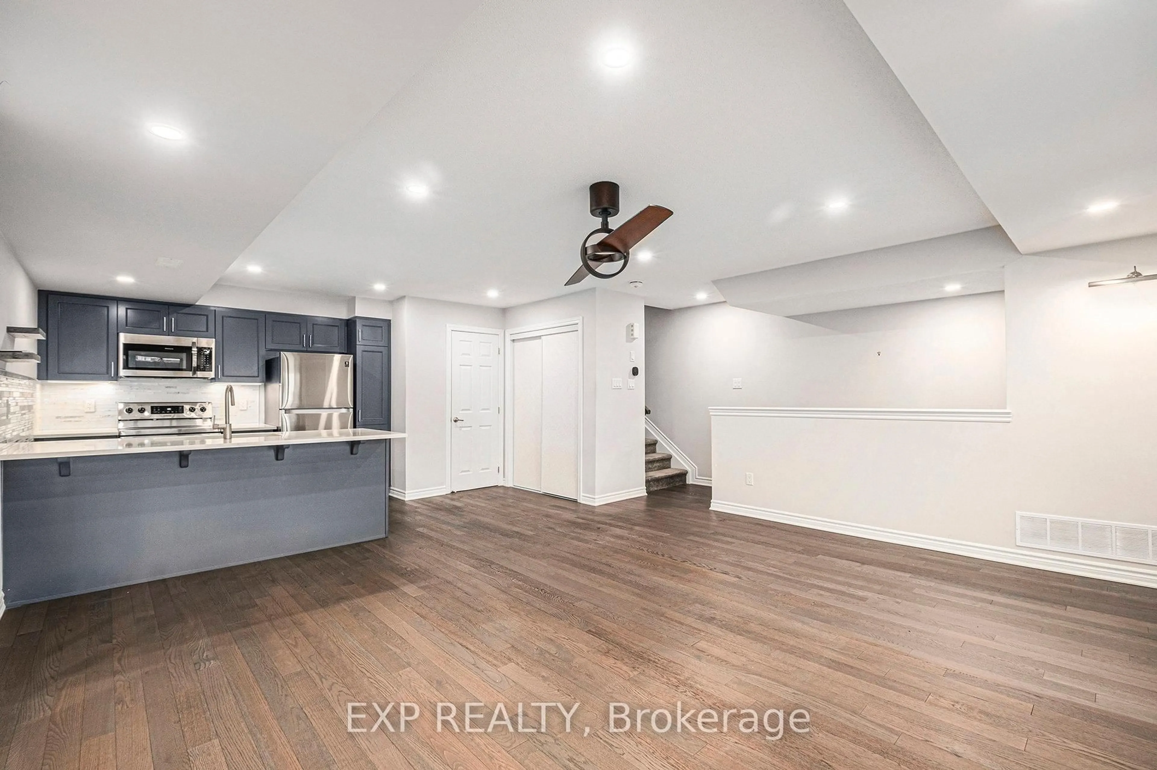 Unknown for 120 Walleye Private #58, Ottawa Ontario K2J 6L3