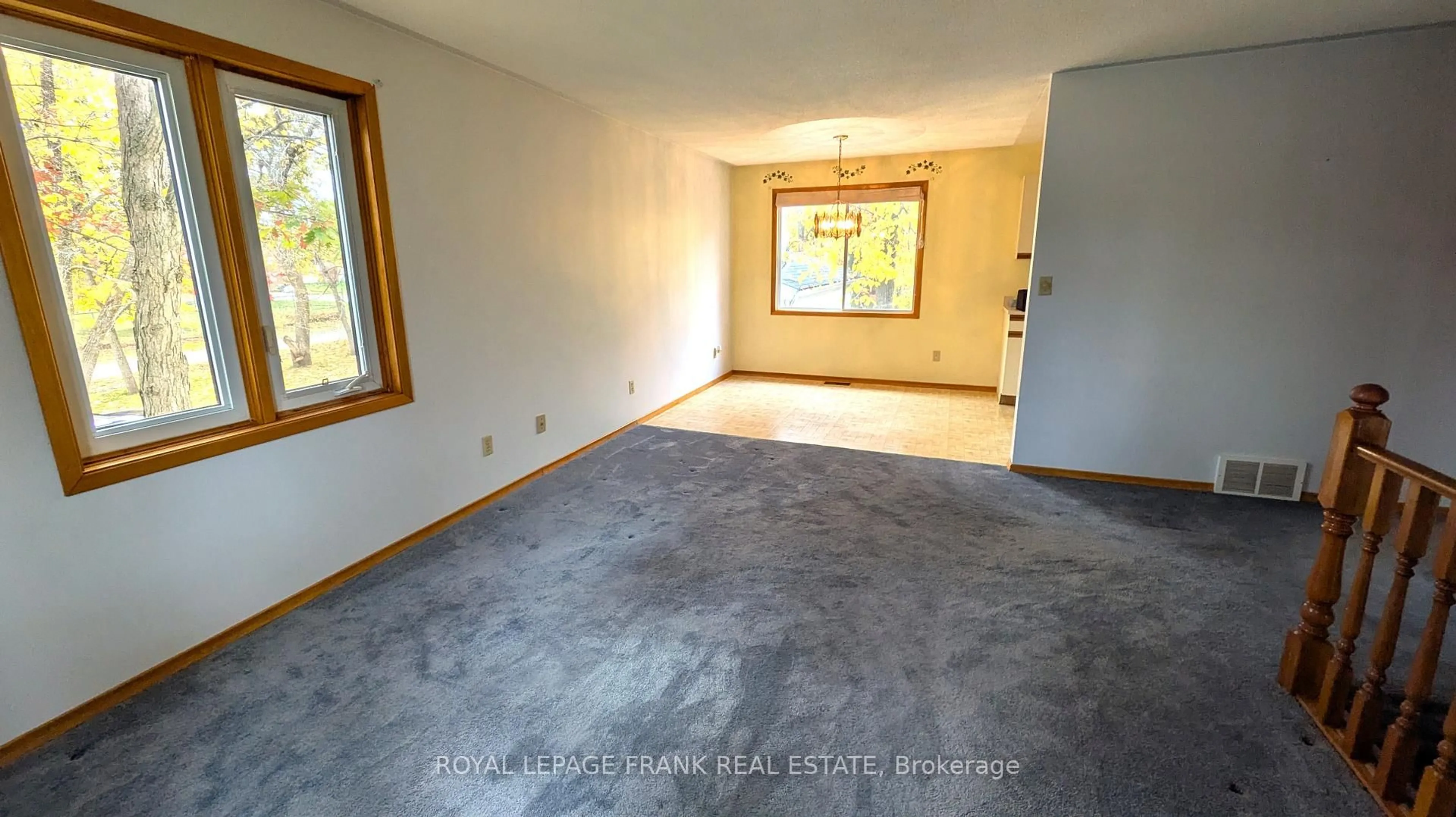 A pic of a room for 21 William St, Limoges Ontario K0K 2M0