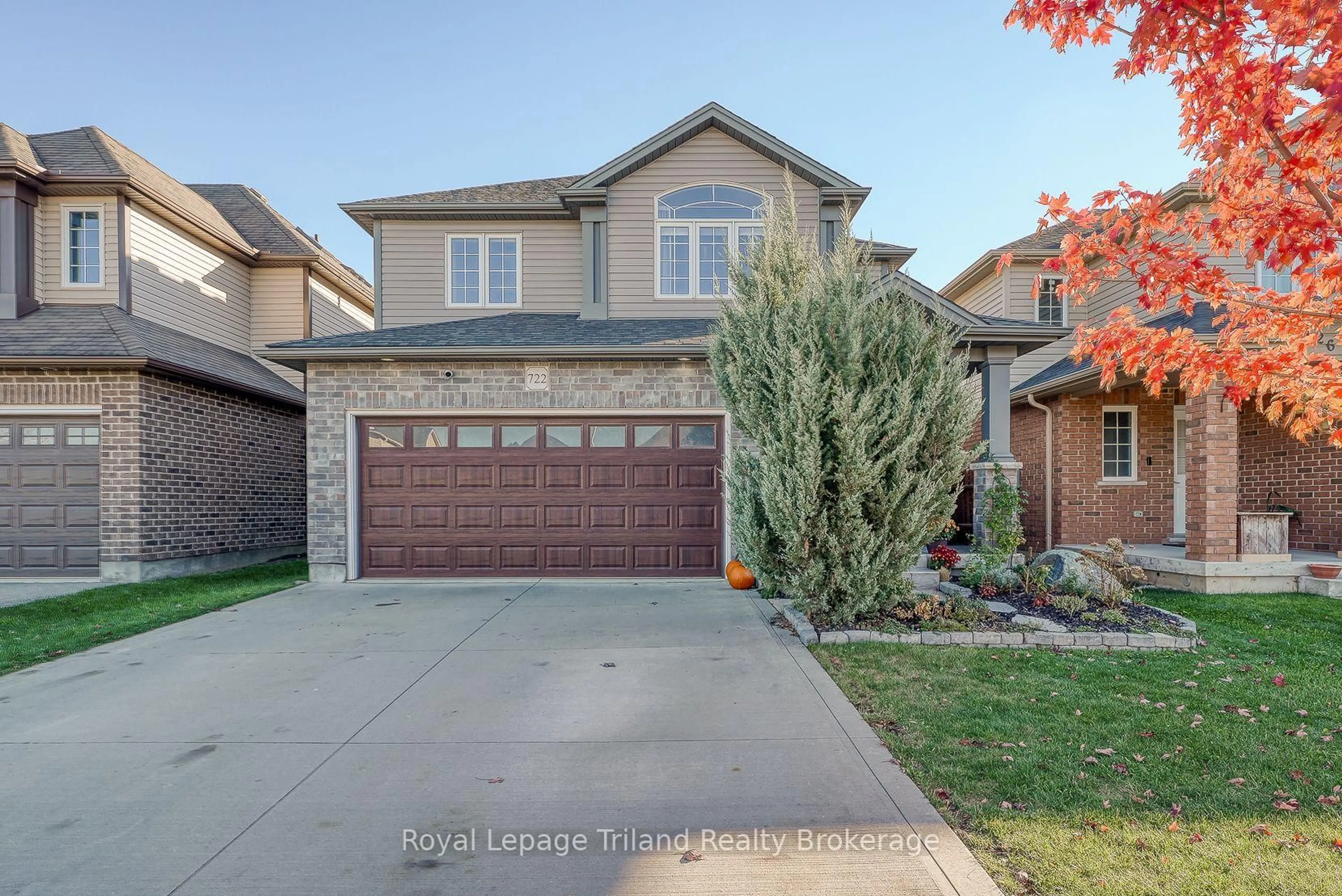 Home with brick exterior material, street for 722 Frontenac Cres, Woodstock Ontario N4V 0B1