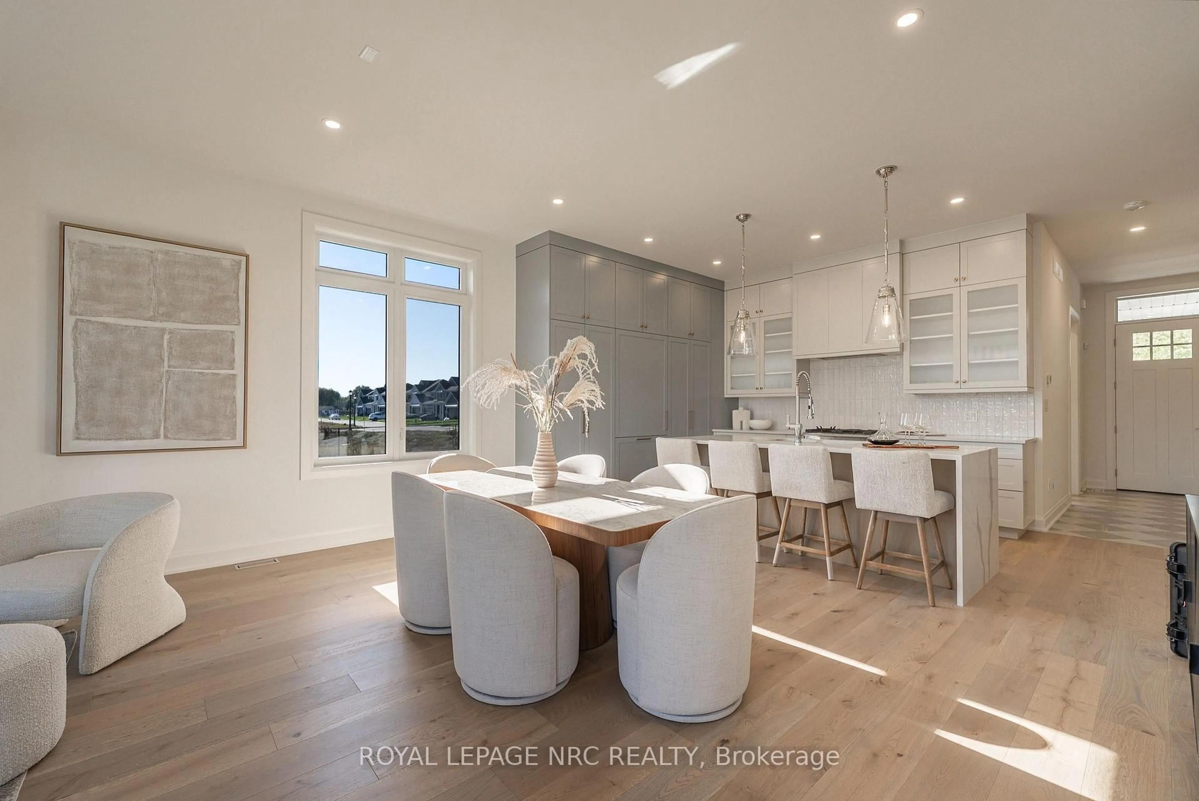 Open concept kitchen, unknown for 513 (Lot 42) MISSISSAUGA Ave, Fort Erie Ontario L2A 1C2