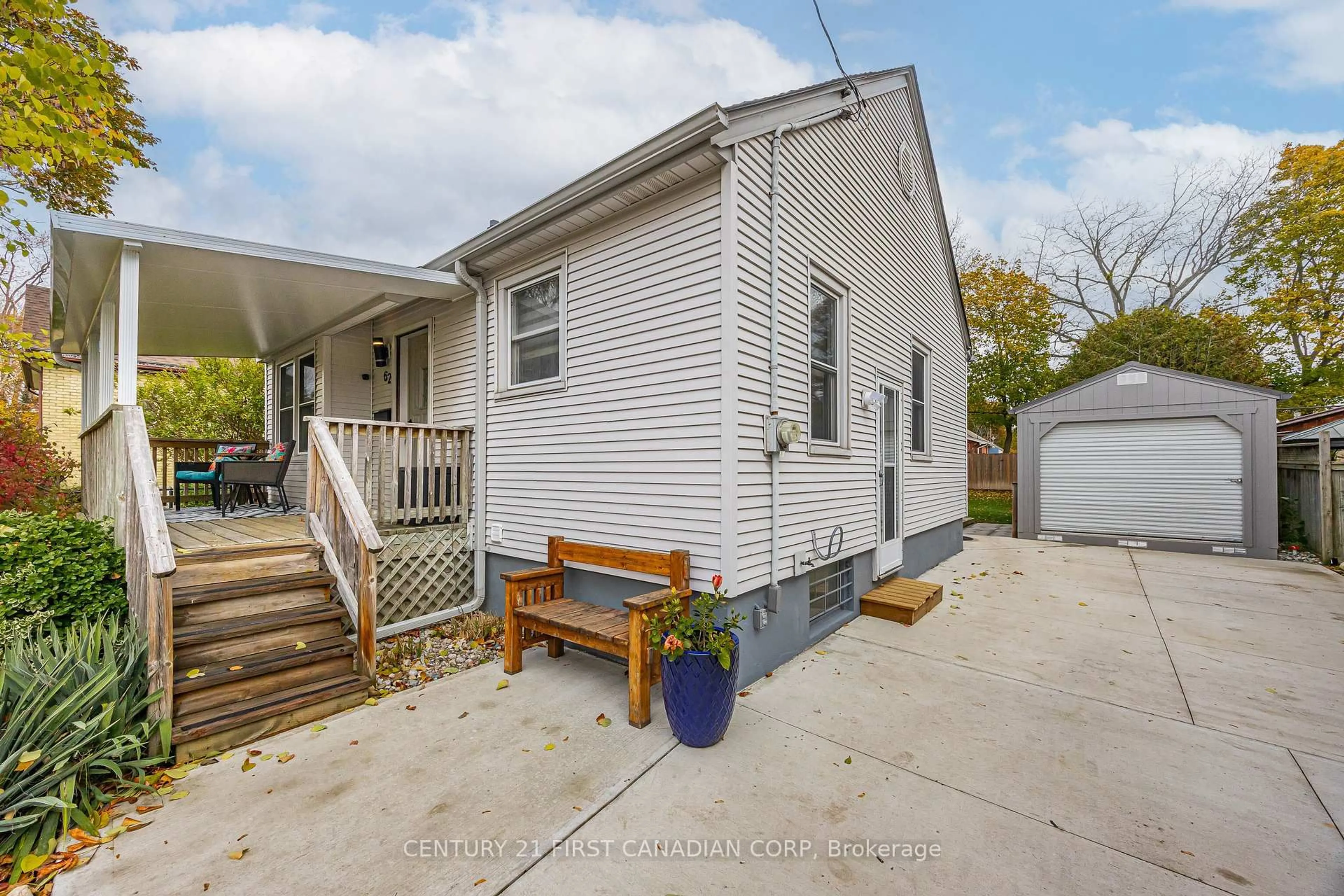 Unknown for 62 Linwood St, London East Ontario N5Y 1W2