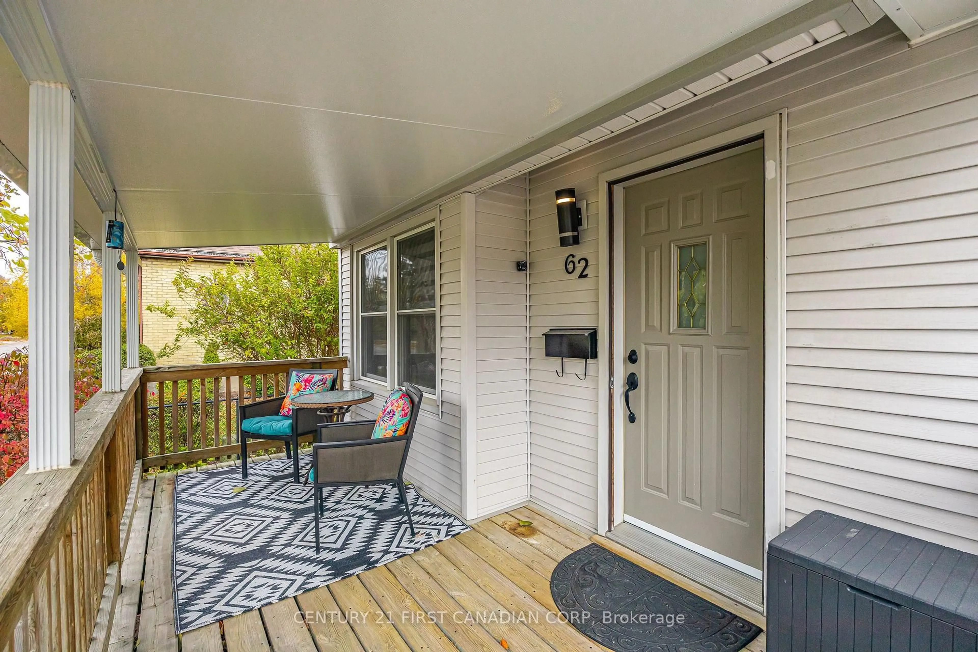 Unknown for 62 Linwood St, London East Ontario N5Y 1W2