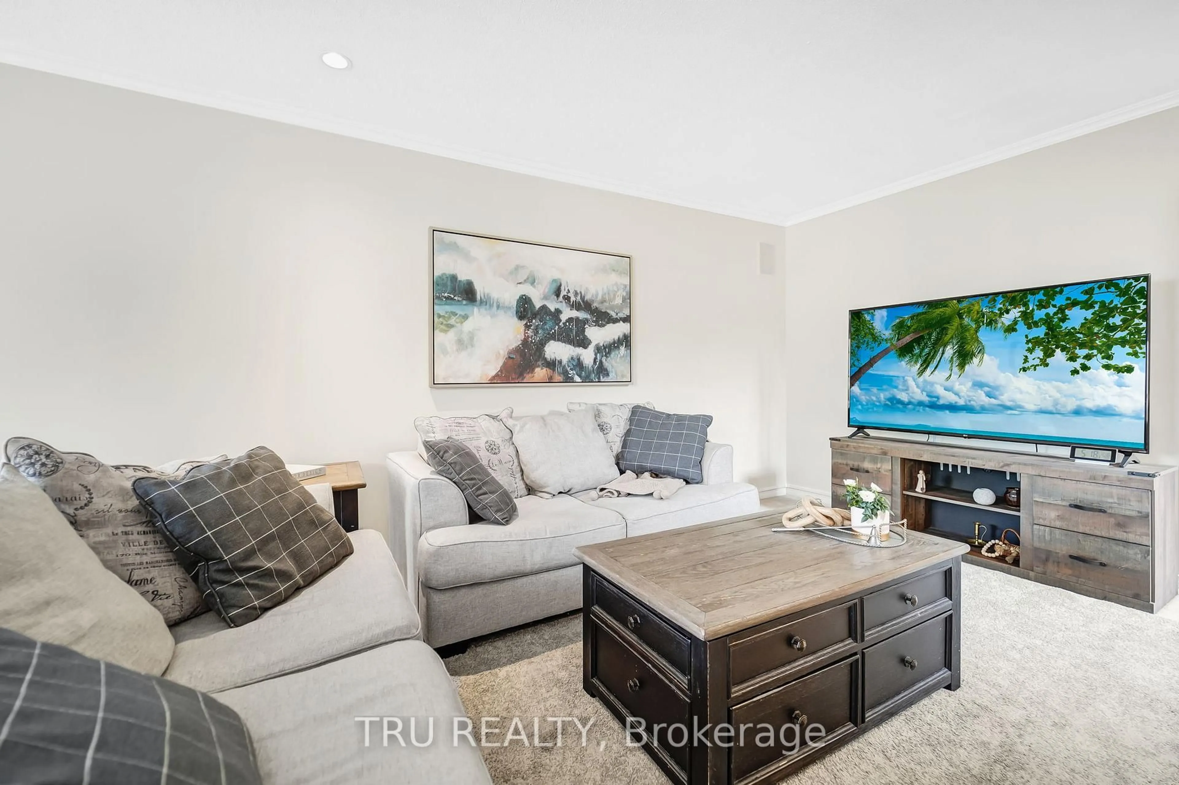 Living room with furniture, unknown for 102 Southpointe Ave, Ottawa Ontario K2J 4T5