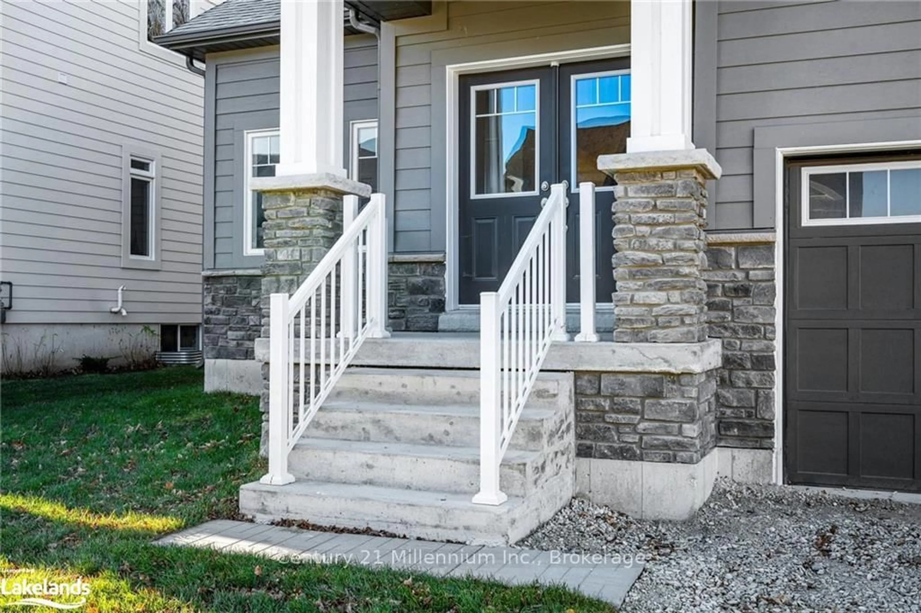 Unknown for 120 SCHOONERS Lane, Blue Mountains Ontario N0H 2P0