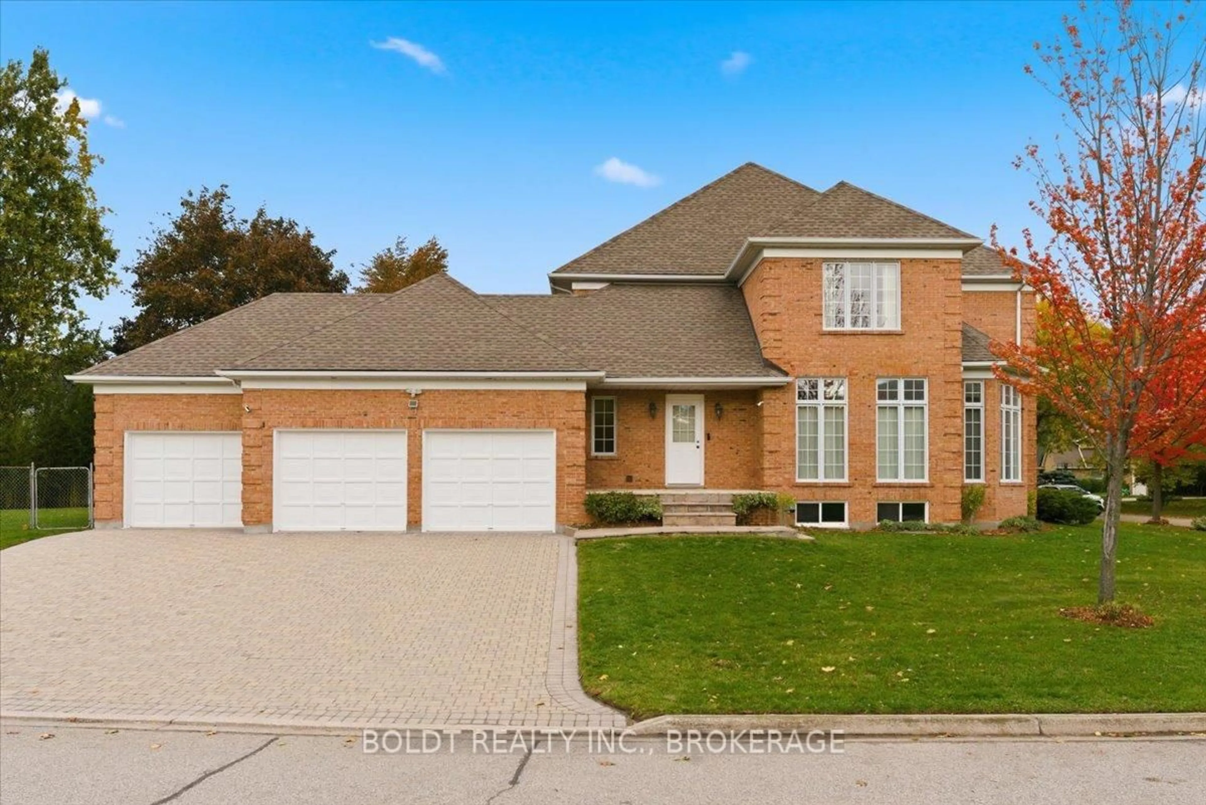 Home with brick exterior material, street for 15 Golden Blvd, St. Catharines Ontario L2N 7L8