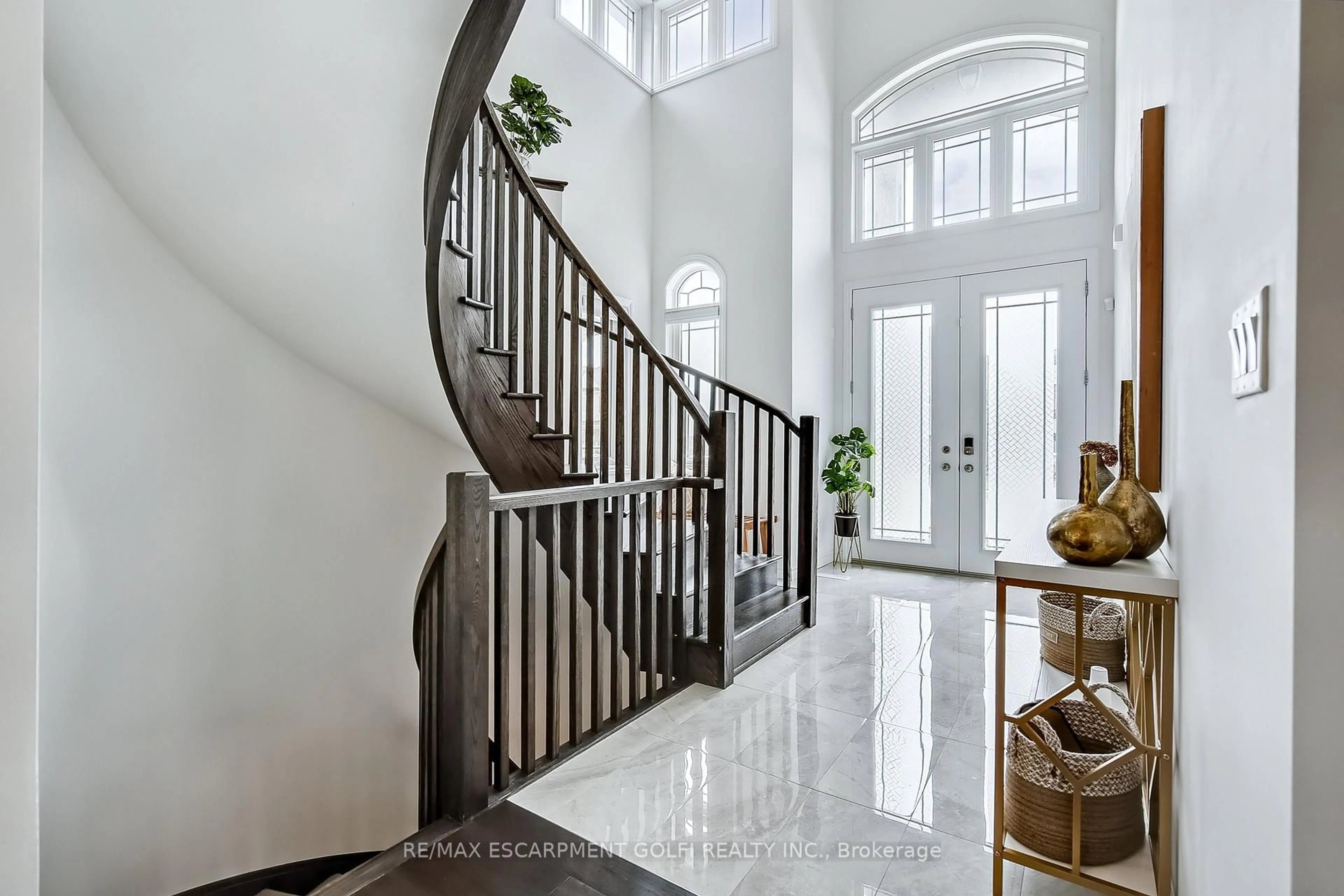 Unknown for 84 Cooke Ave, Brantford Ontario N3T 0S1