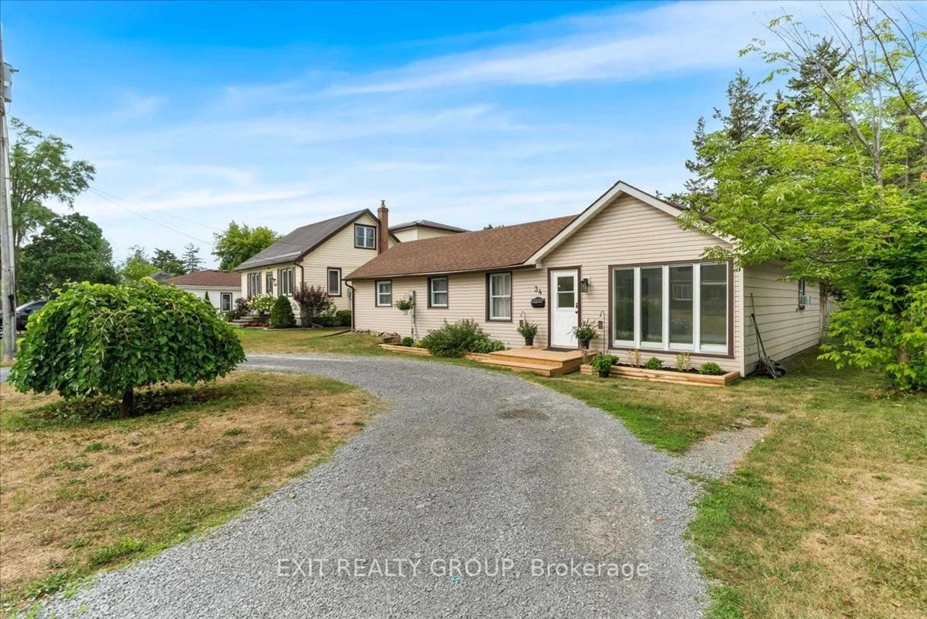 A pic from outside/outdoor area/front of a property/back of a property/a pic from drone, street for 34 Orchard Dr, Belleville Ontario K8P 2K4