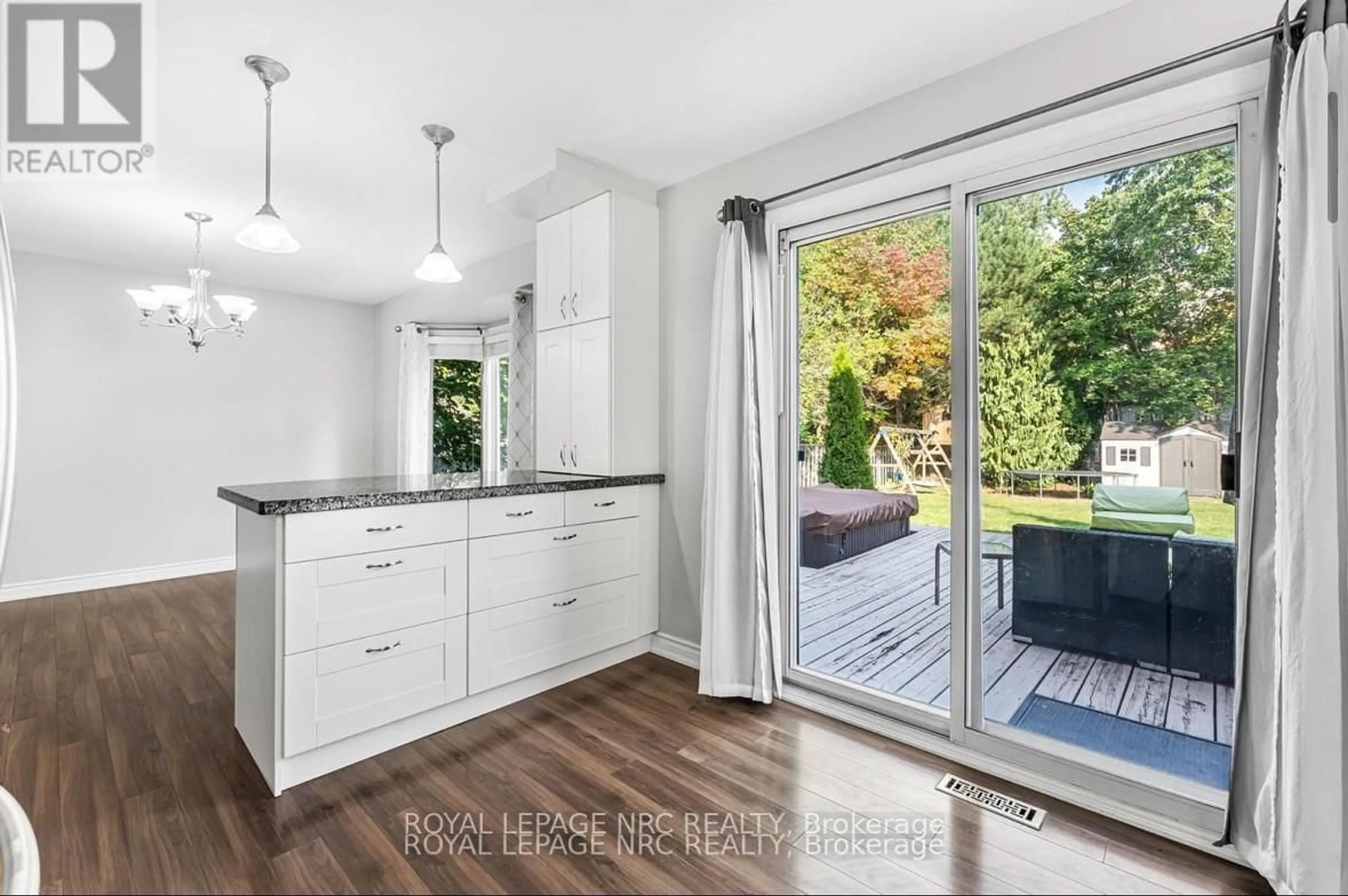 Open concept kitchen, unknown for 41 Huntington Lane, St. Catharines Ontario L2S 3R5