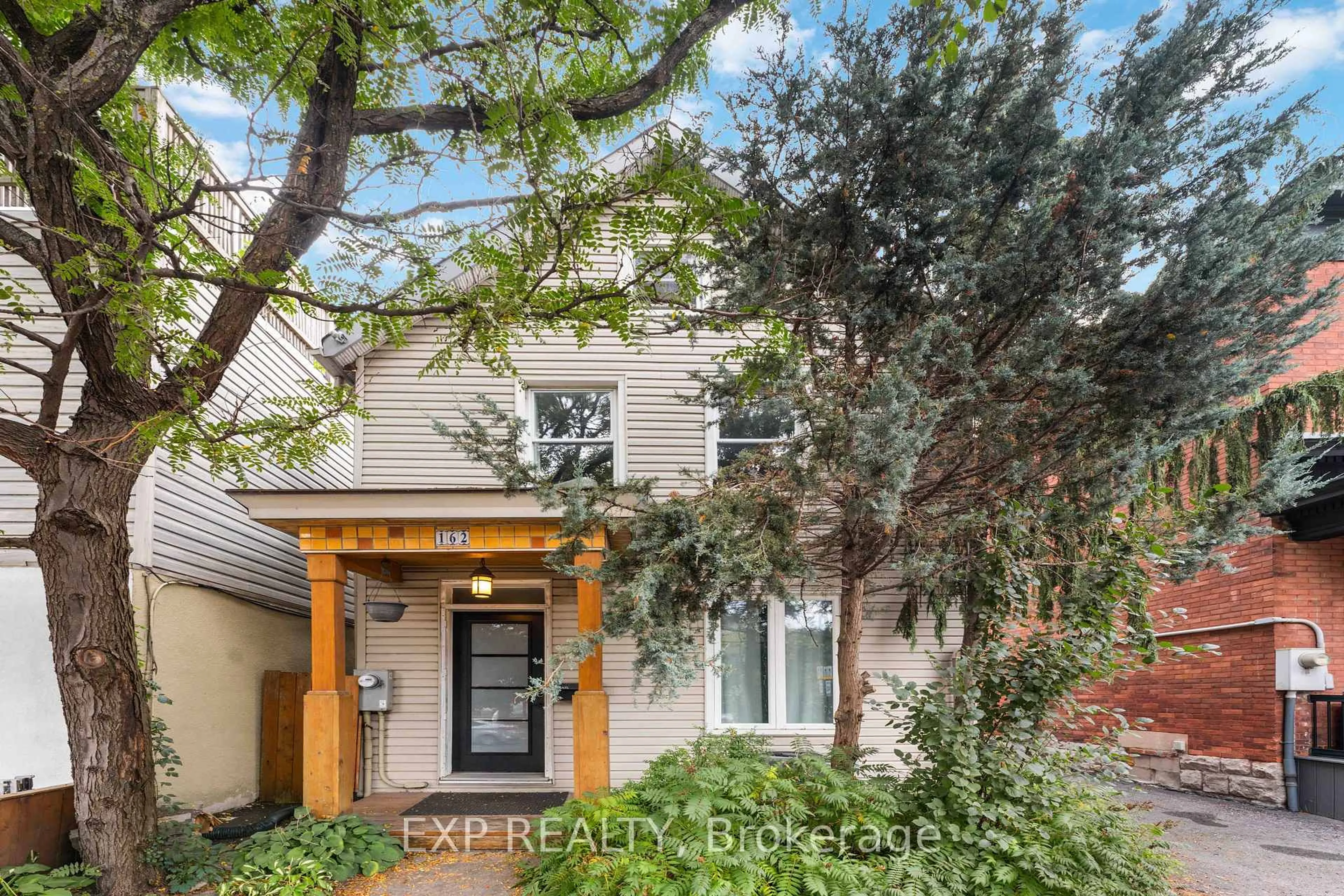 Home with brick exterior material, street for 162 KING EDWARD Ave, Ottawa Ontario K1N 7L3