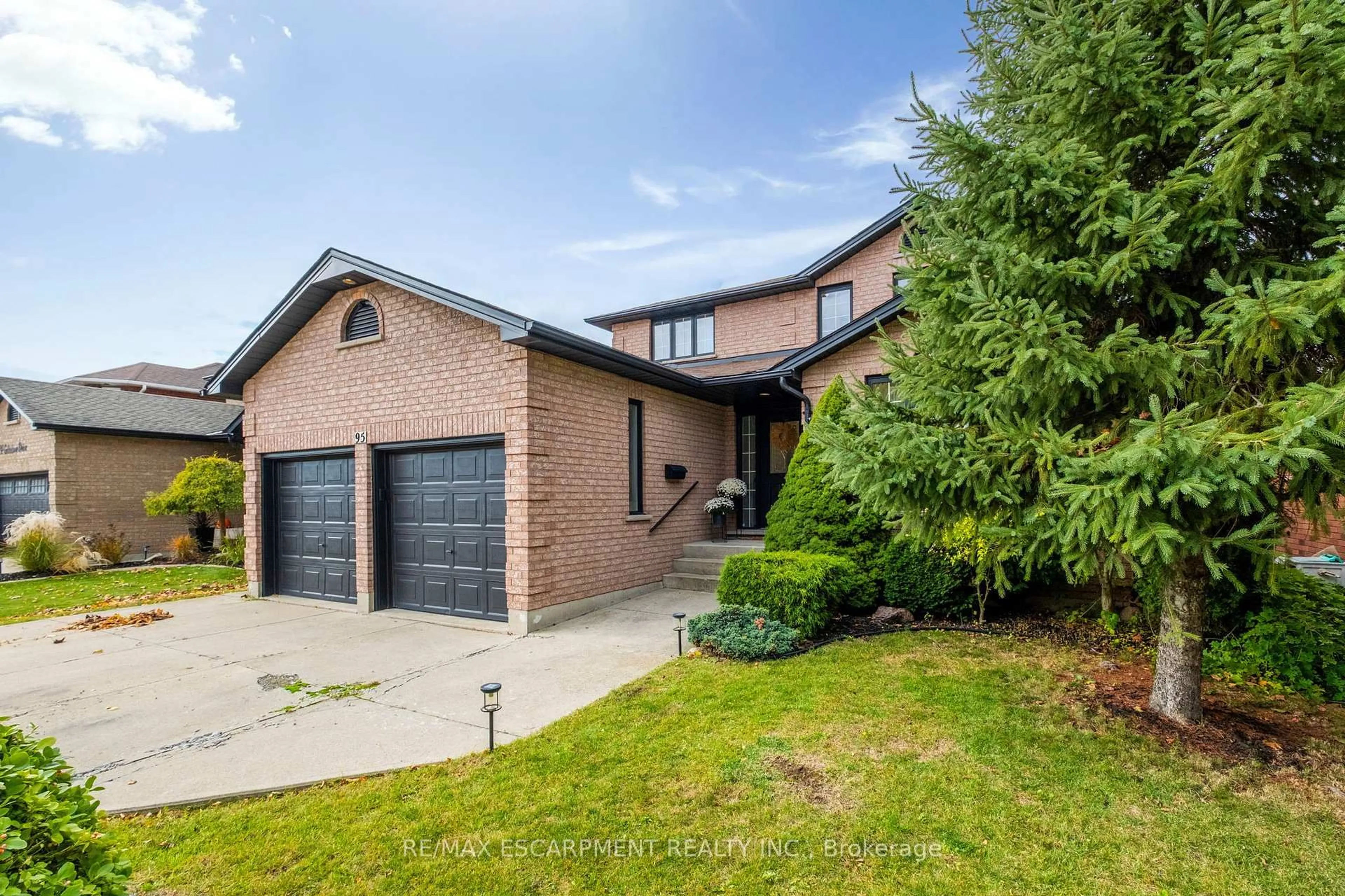 Home with brick exterior material, street for 95 Gatestone Dr, Hamilton Ontario L8J 2V1