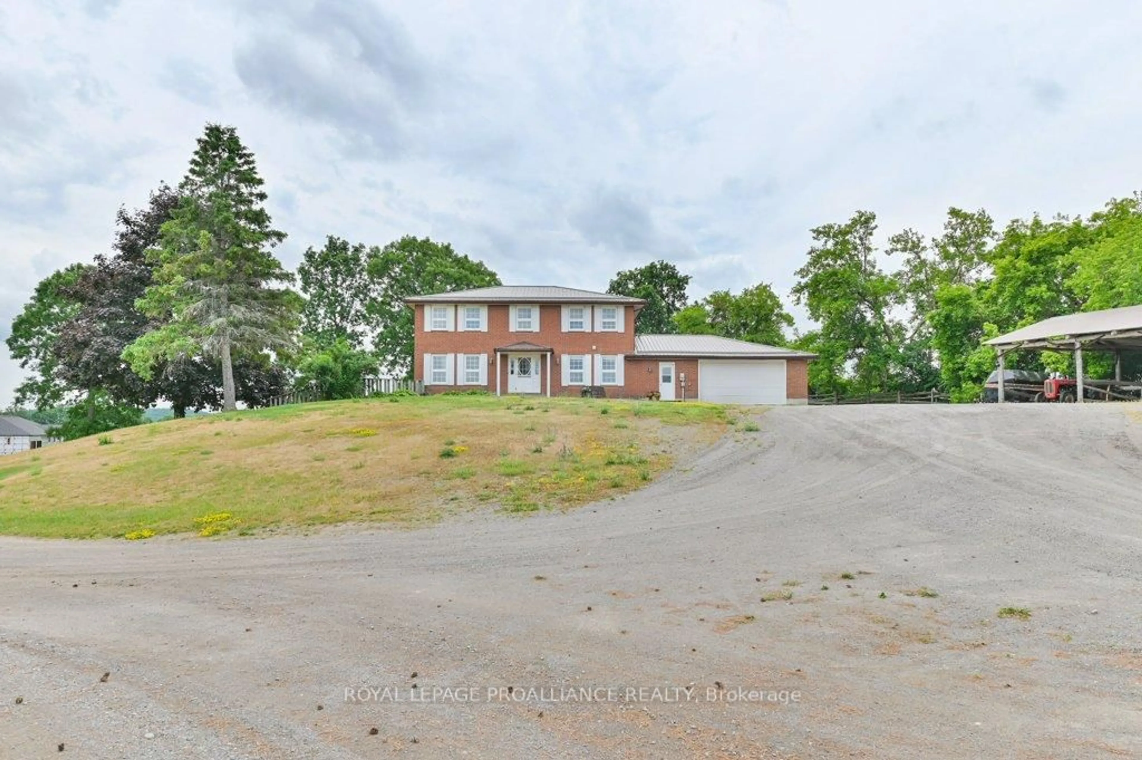 A pic from outside/outdoor area/front of a property/back of a property/a pic from drone, street for 255 Huffman Rd, Hastings Ontario K0K 2C0