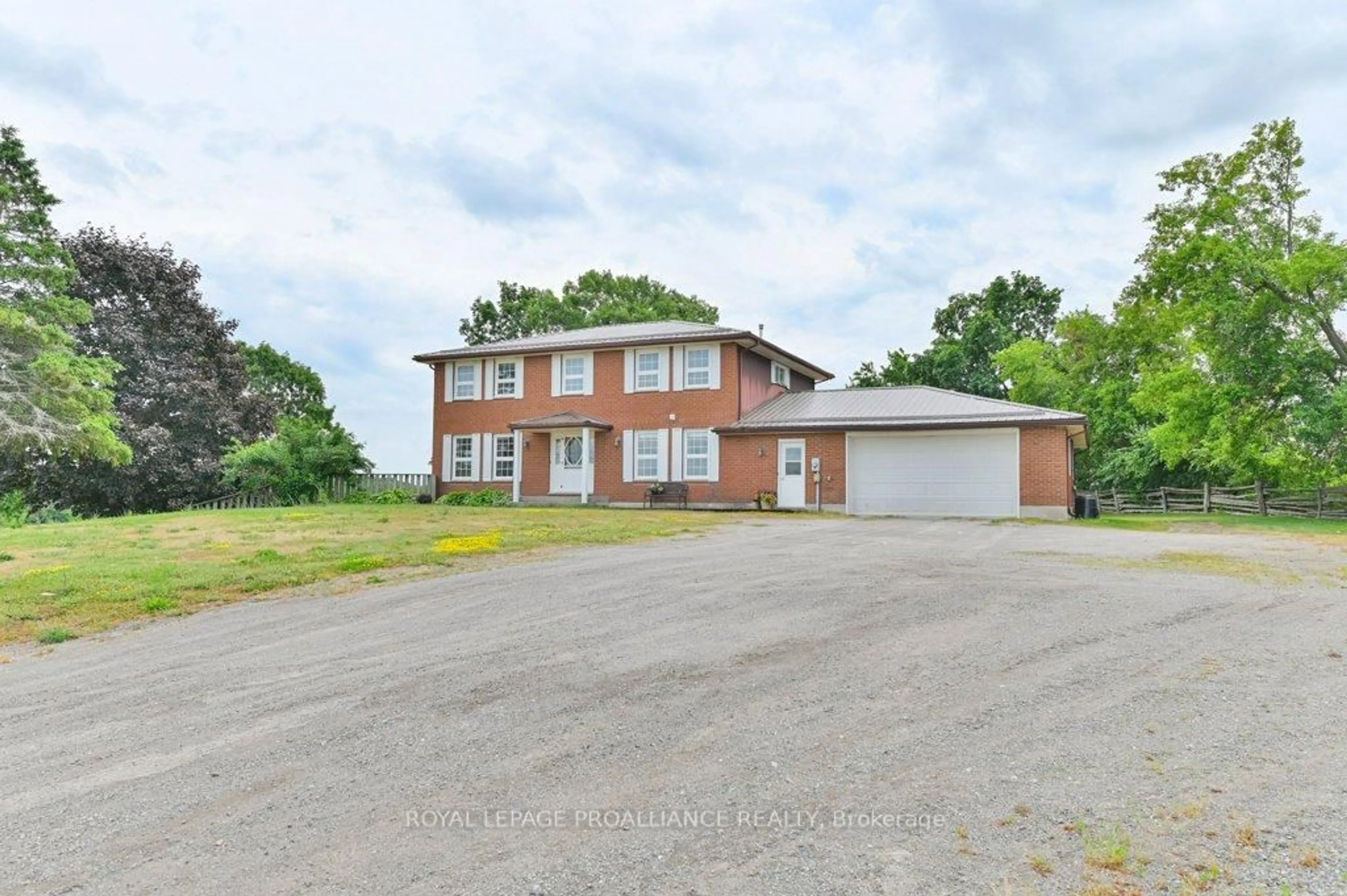 A pic from outside/outdoor area/front of a property/back of a property/a pic from drone, street for 255 Huffman Rd, Hastings Ontario K0K 2C0