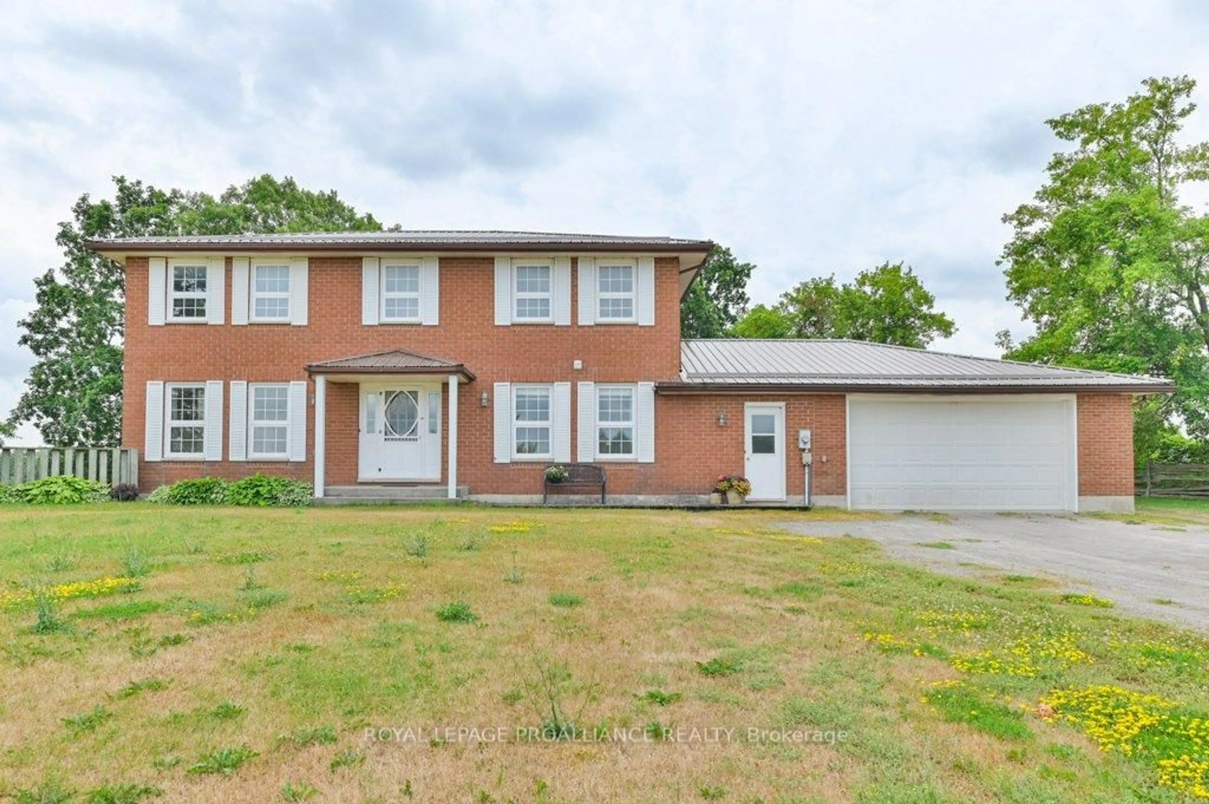 A pic from outside/outdoor area/front of a property/back of a property/a pic from drone, street for 255 Huffman Rd, Hastings Ontario K0K 2C0