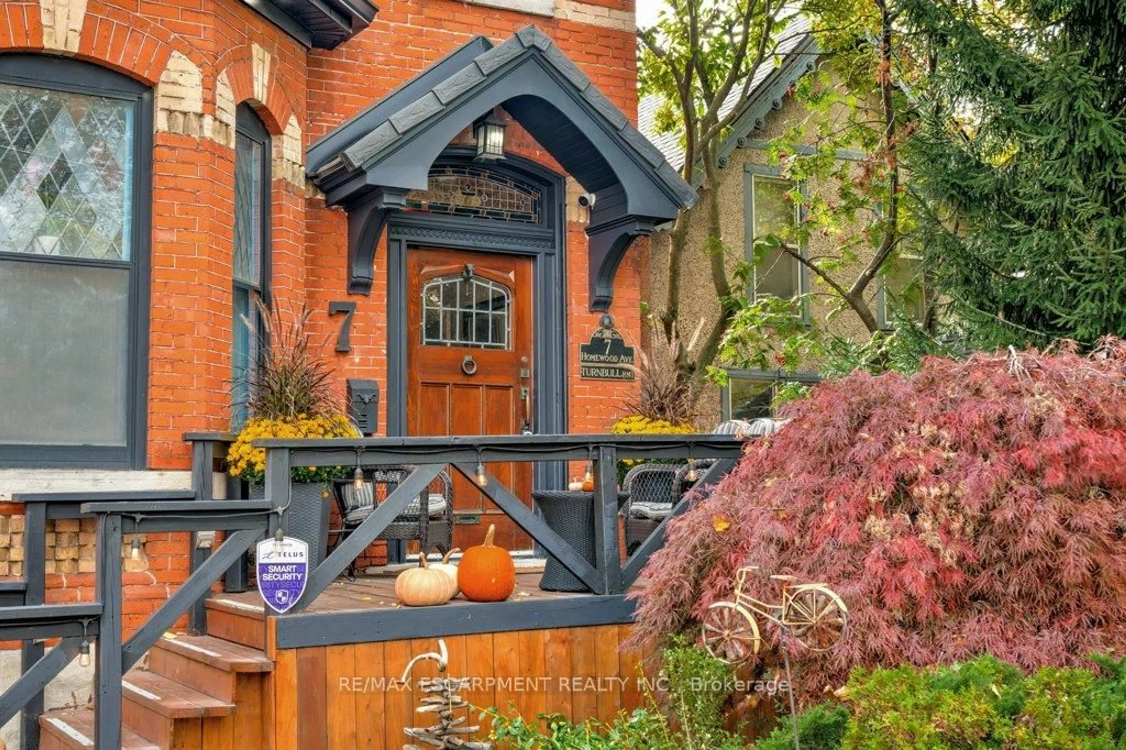 Unknown for 7 Homewood Ave, Hamilton Ontario L8P 2M1