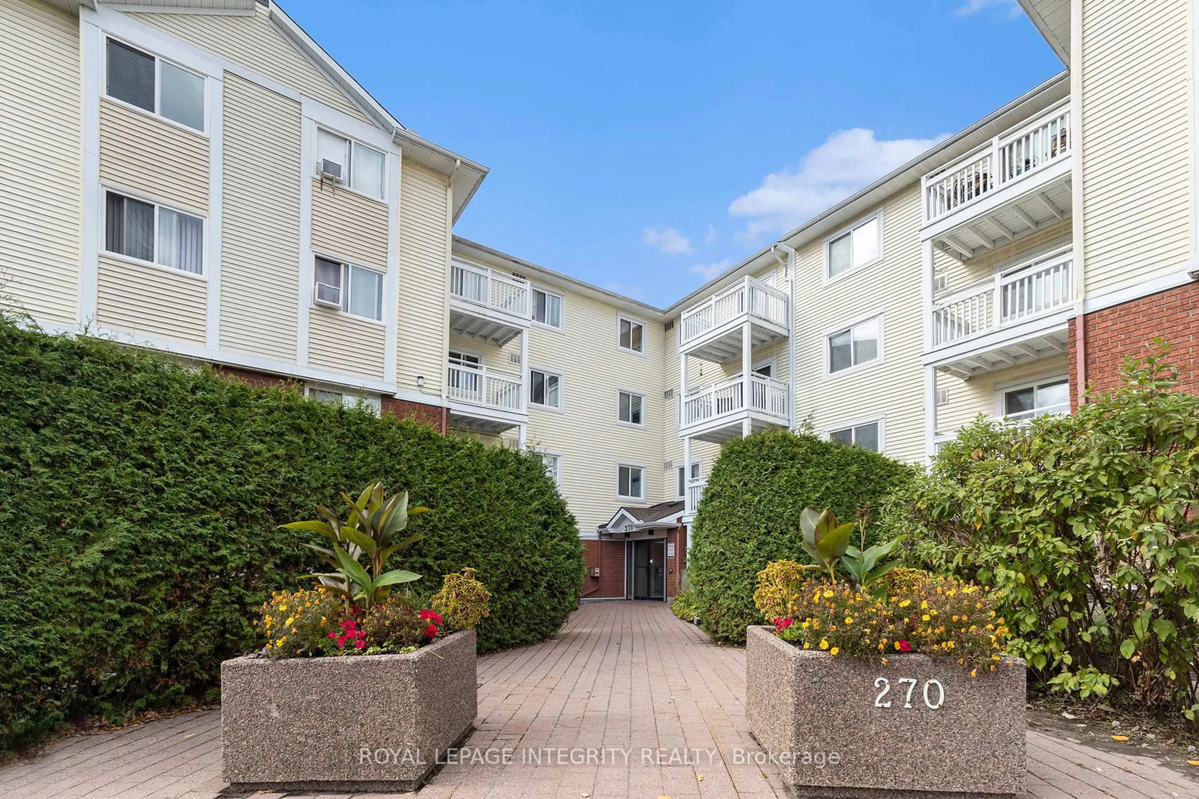 Patio, unknown for 270 Lorry Greenberg Dr #210, Ottawa Ontario K1T 3K2