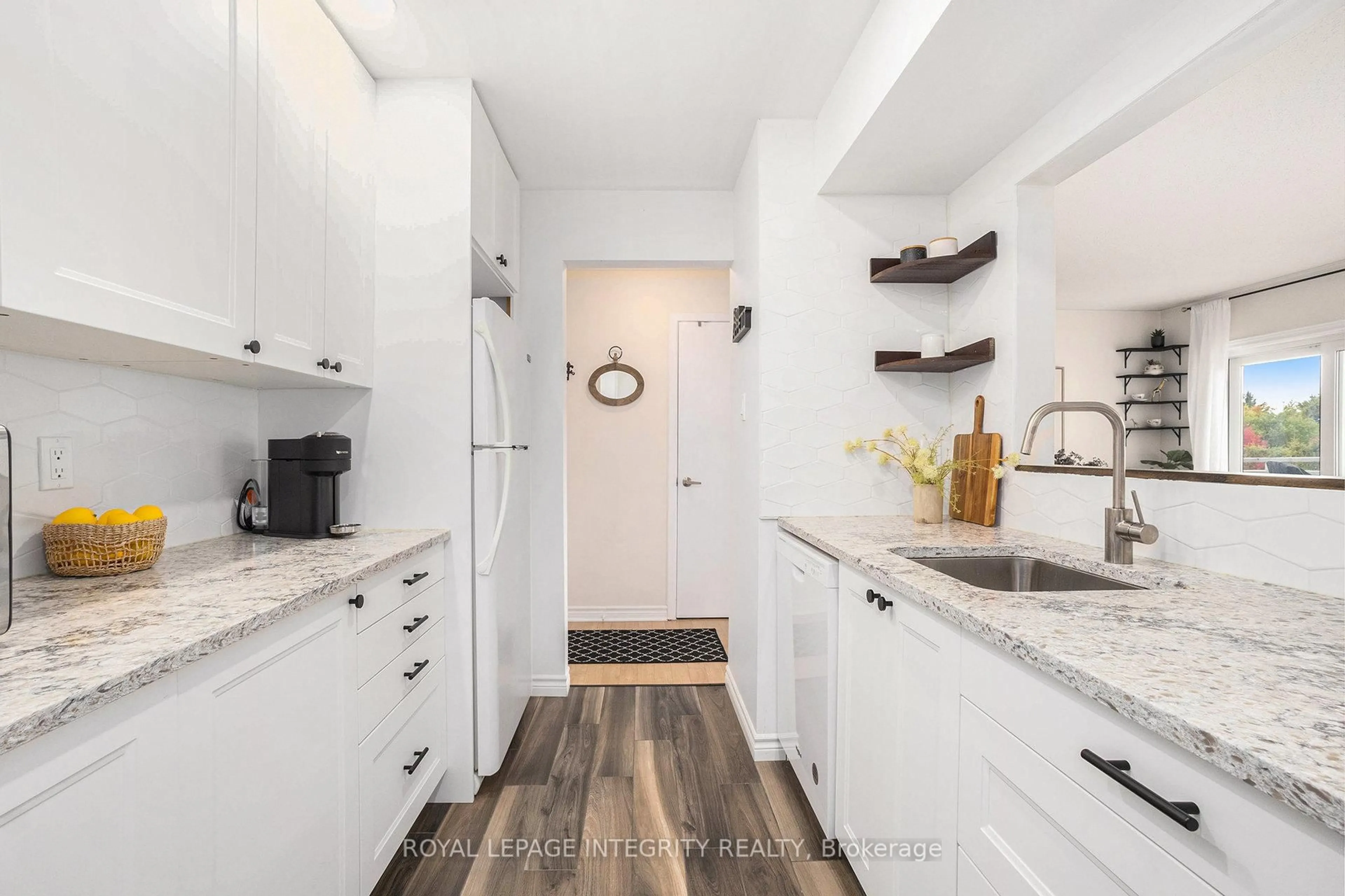 Unknown for 270 Lorry Greenberg Dr #210, Ottawa Ontario K1T 3K2