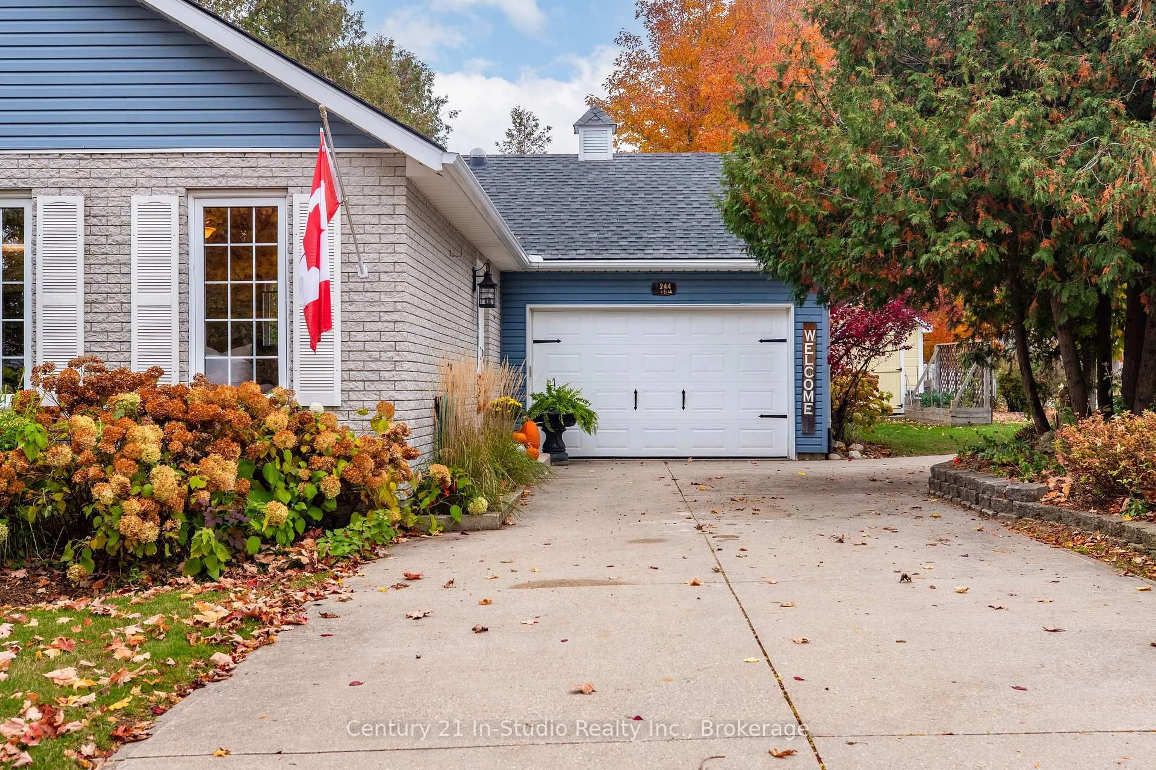 Home with vinyl exterior material, street for 244 Summerhill Rd, Saugeen Shores Ontario N0H 2L0