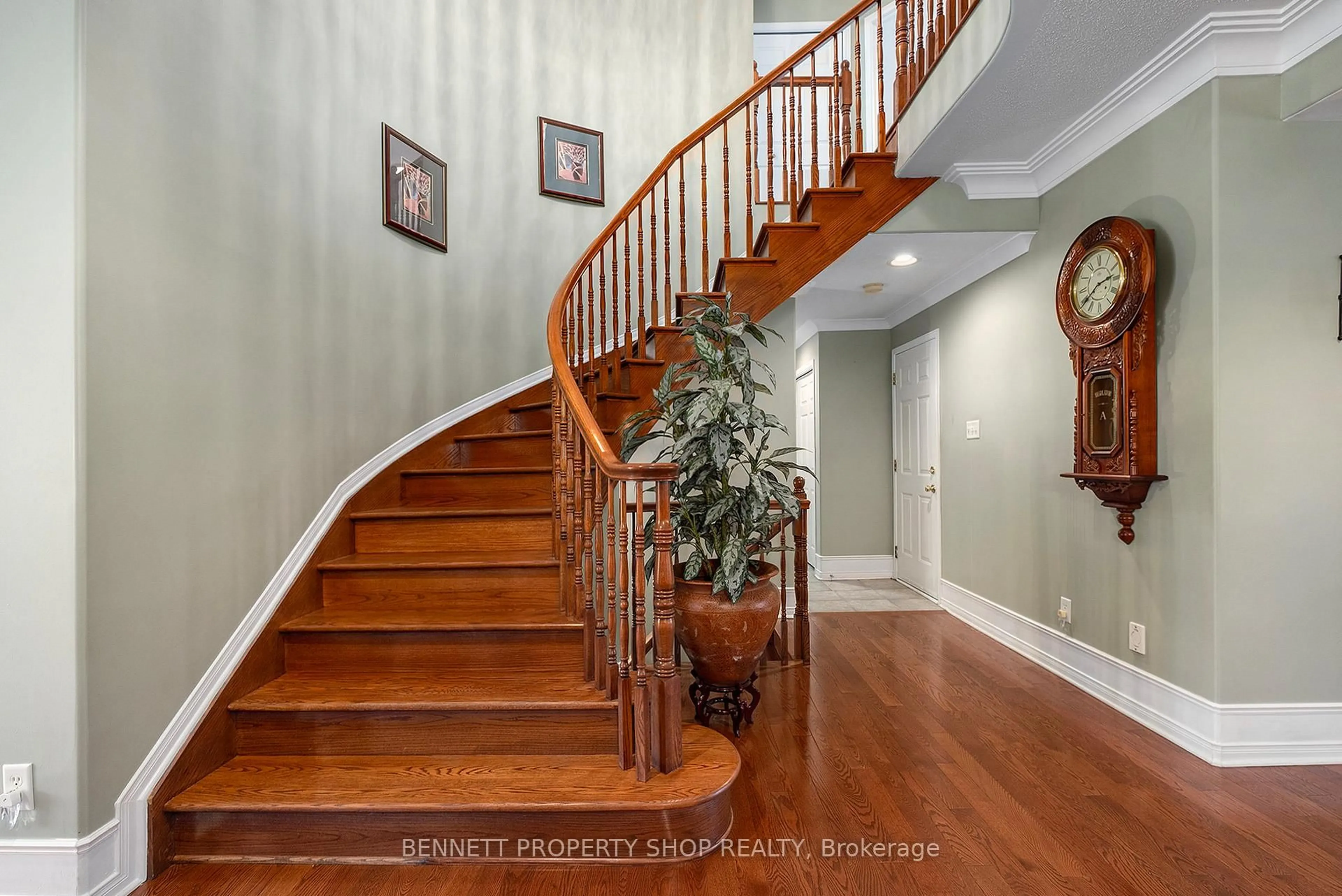 Unknown for 18 Tierney Dr, Nepean Ontario K2J 4W2