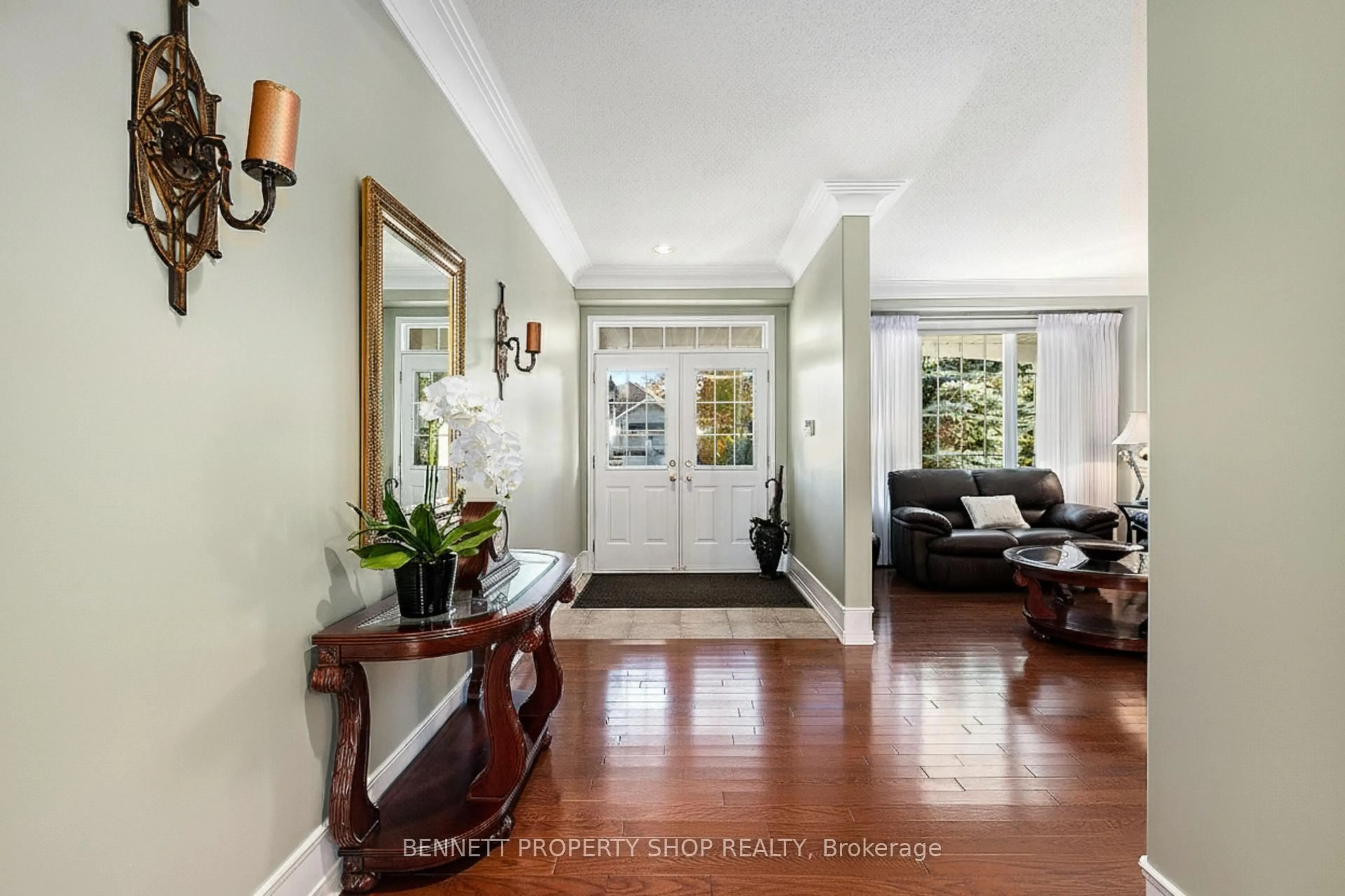 Indoor entryway for 18 Tierney Dr, Nepean Ontario K2J 4W2