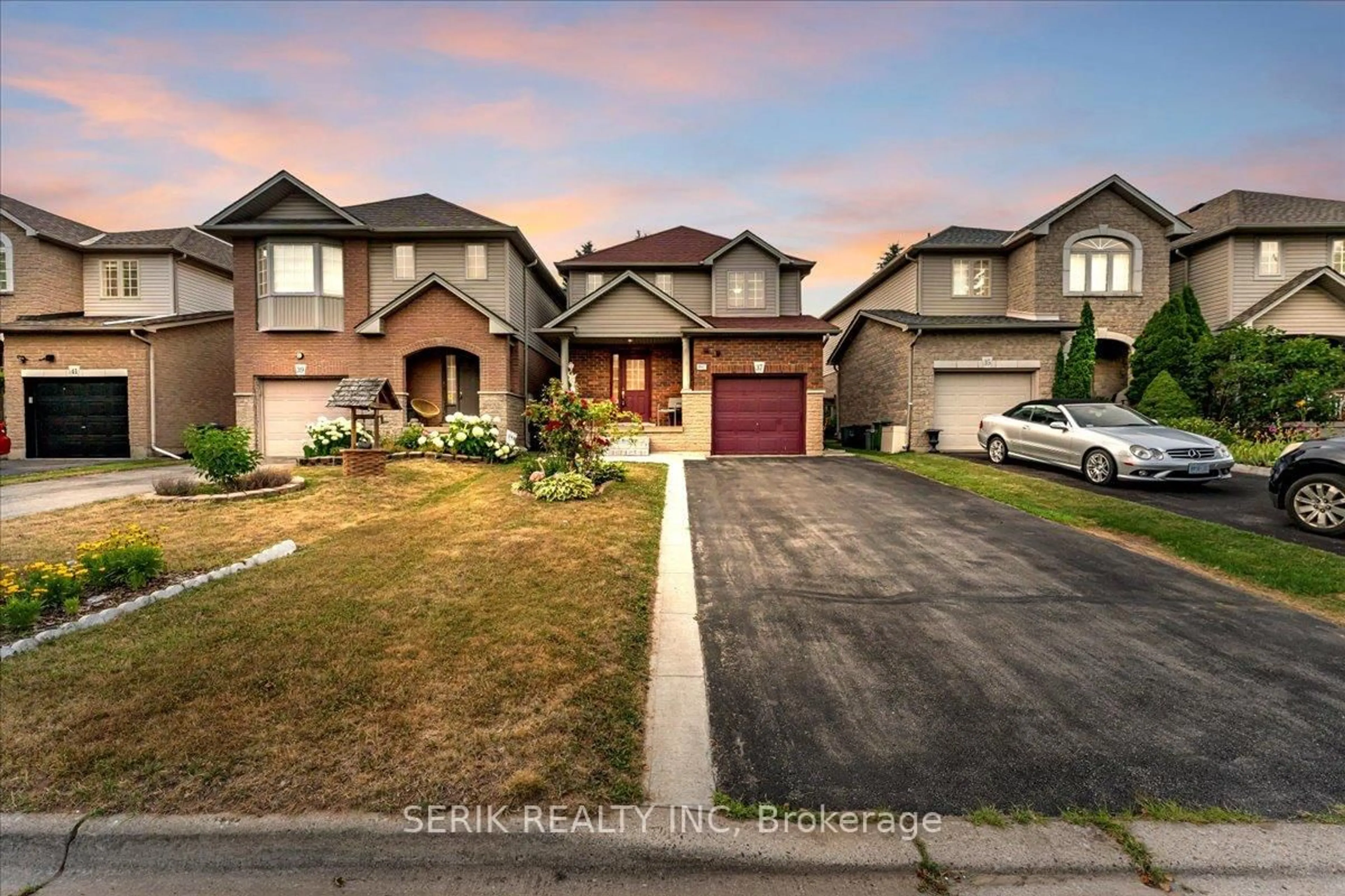 Unknown for 37 Kendrick Crt, Hamilton Ontario L9G 5A4