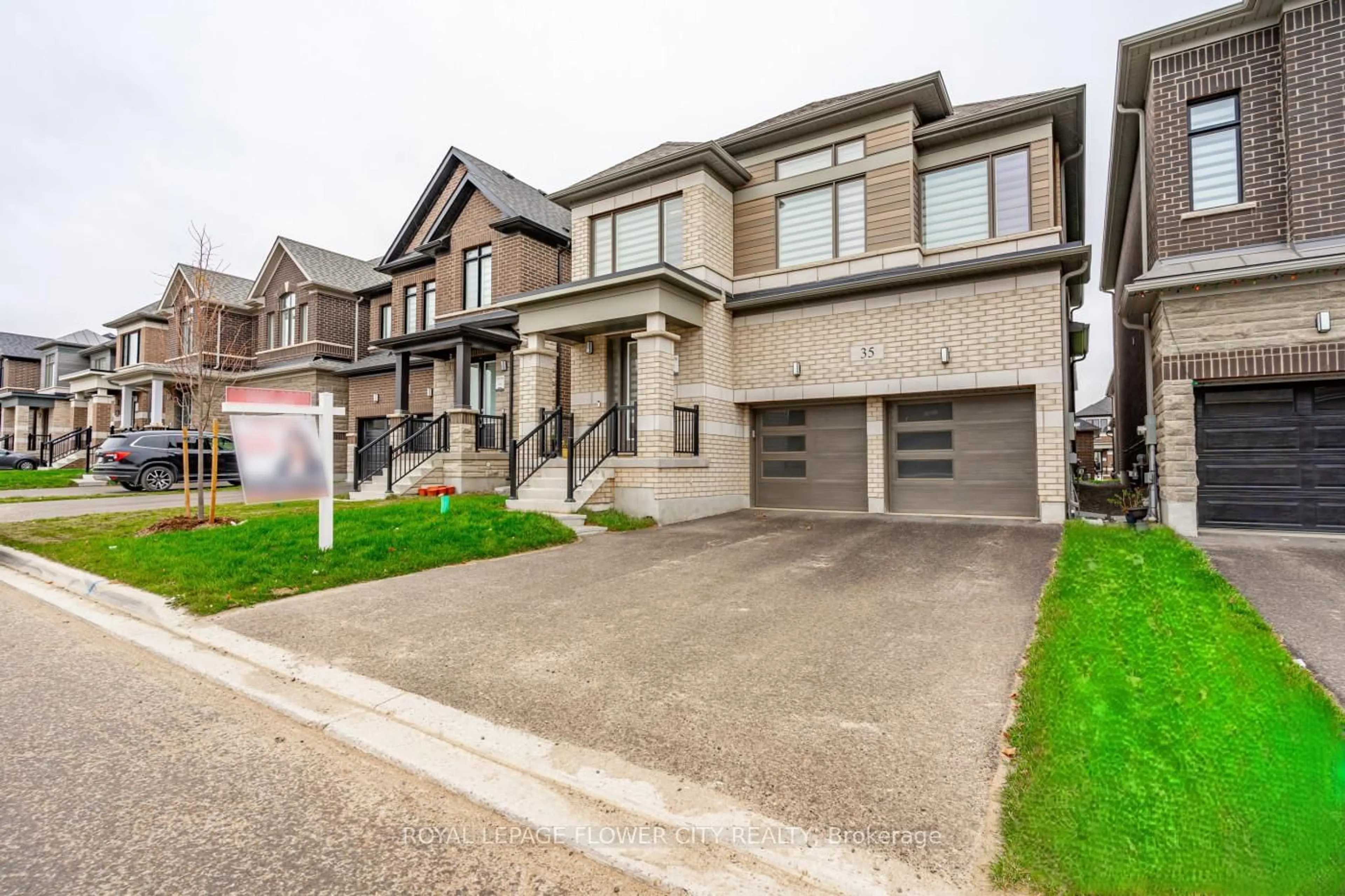 Home with brick exterior material, street for 35 player Dr, Erin Ontario N0B 1T0