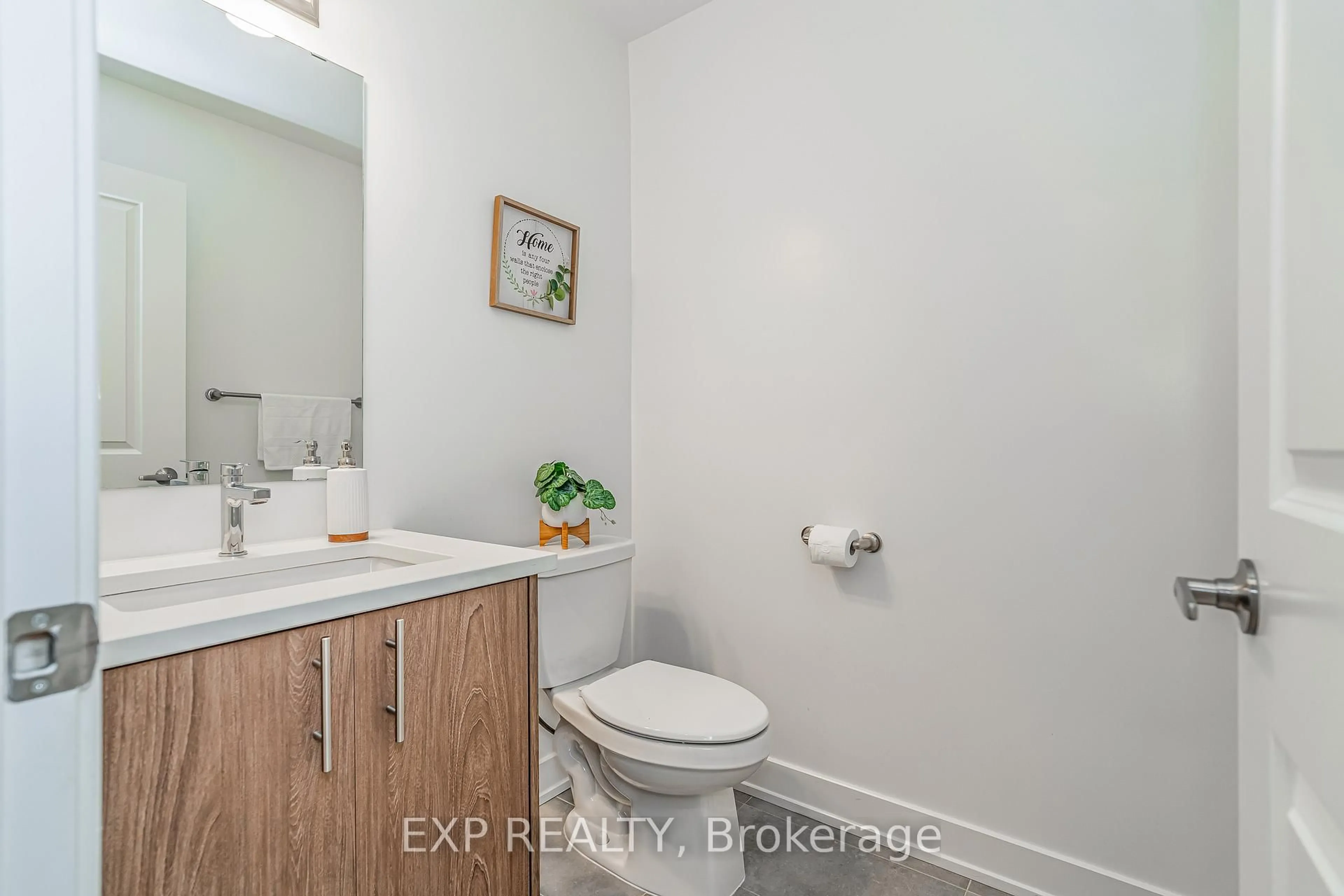 Standard bathroom, unknown for 92 Big Dipper St, Ottawa Ontario K4M 0L9