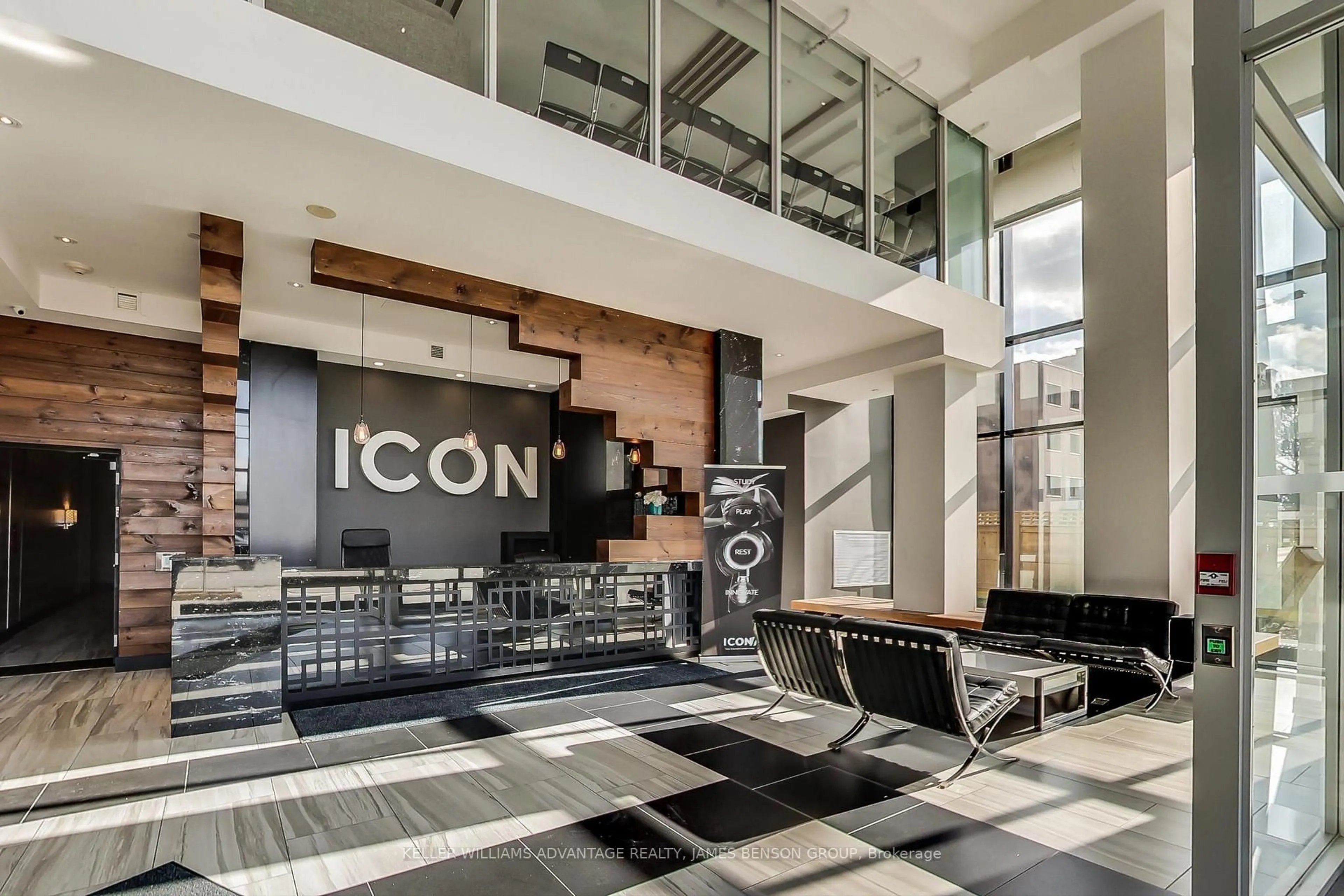 Lobby for 330 PHILLIP St #C224, Waterloo Ontario N2L 3W9