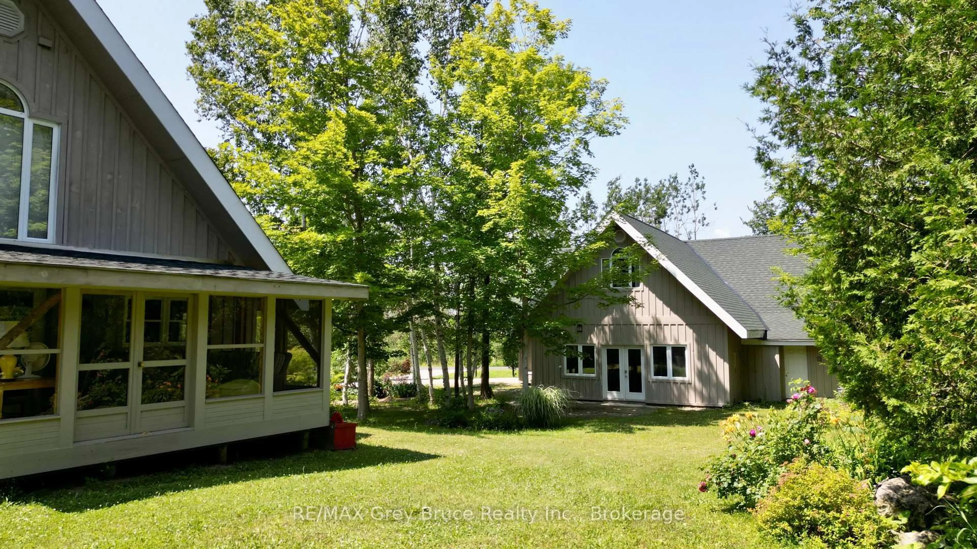 Unknown for 20 Maple Dr, Northern Bruce Peninsula Ontario N0H 1Z0