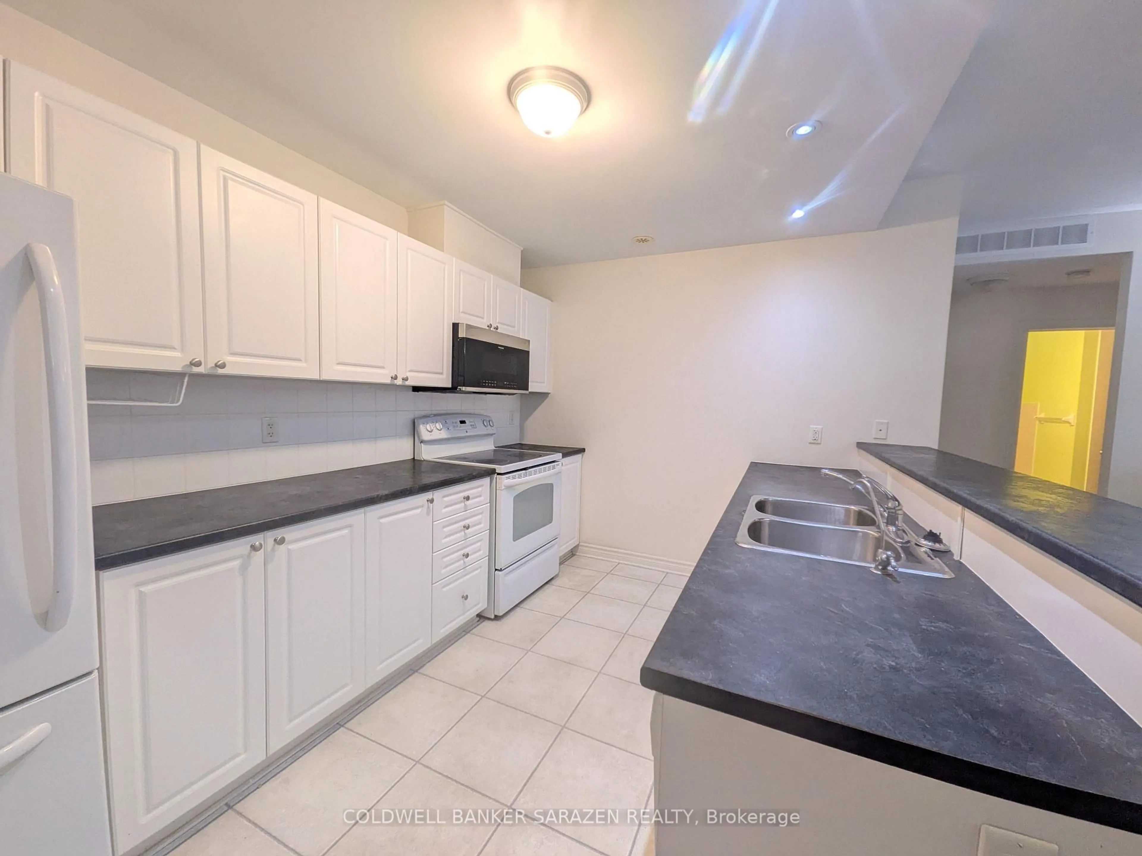 Standard kitchen, unknown for 761 cedar creek Dr #K, Ottawa Ontario K1T 0B3