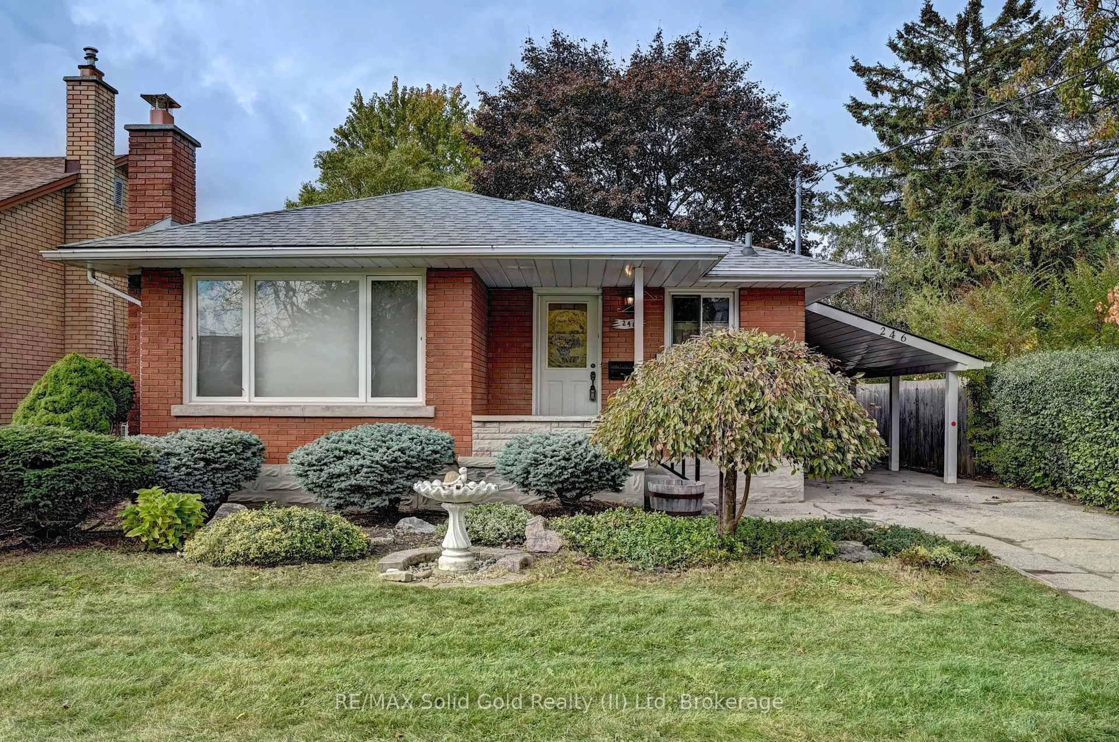 Home with brick exterior material, street for 246 EIGHTH Ave, Kitchener Ontario N2C 1S7